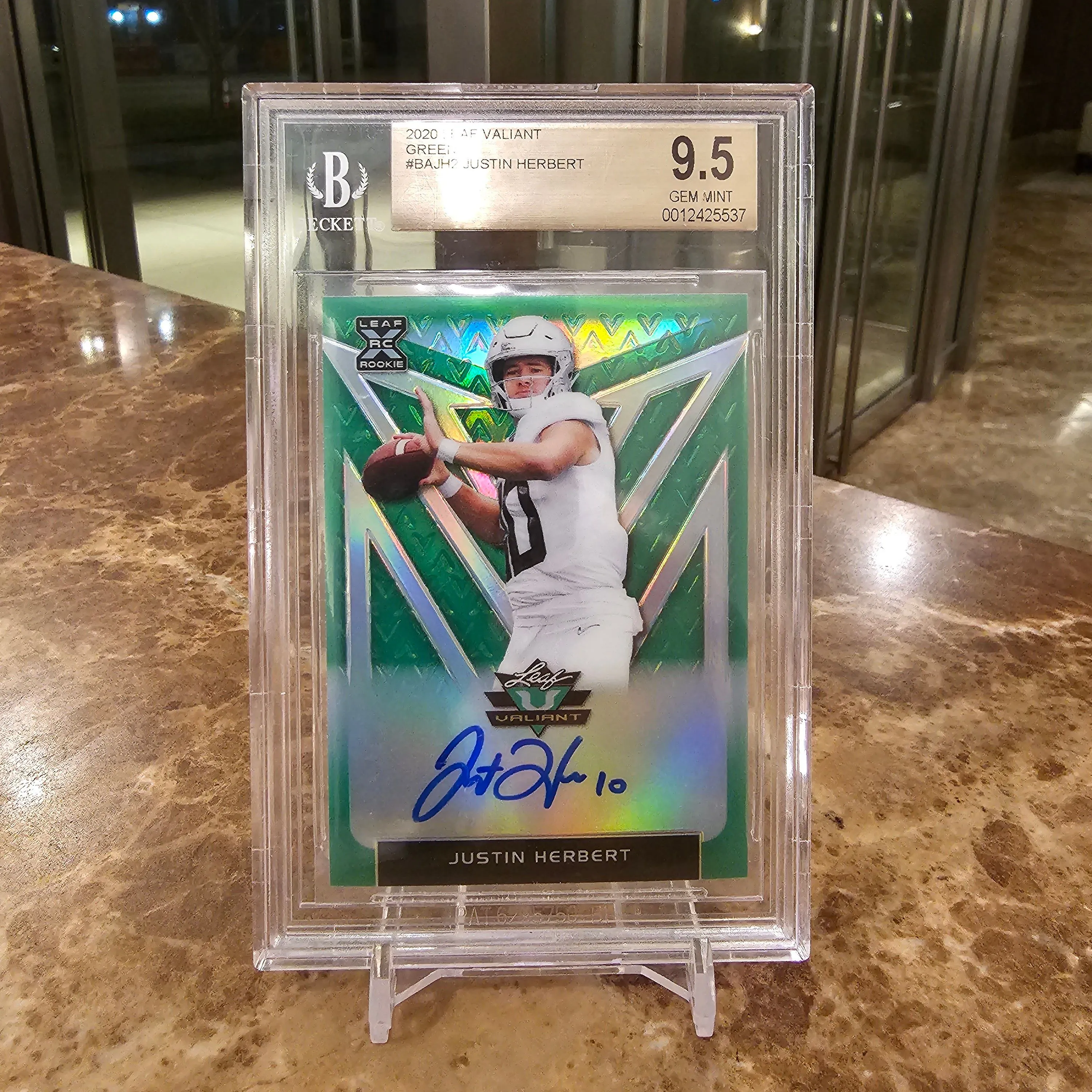 Product image for 2020 Leaf Valiant Justin Herbert Green On Card Auto /75 BGS 9.5 💎 GEM MINT