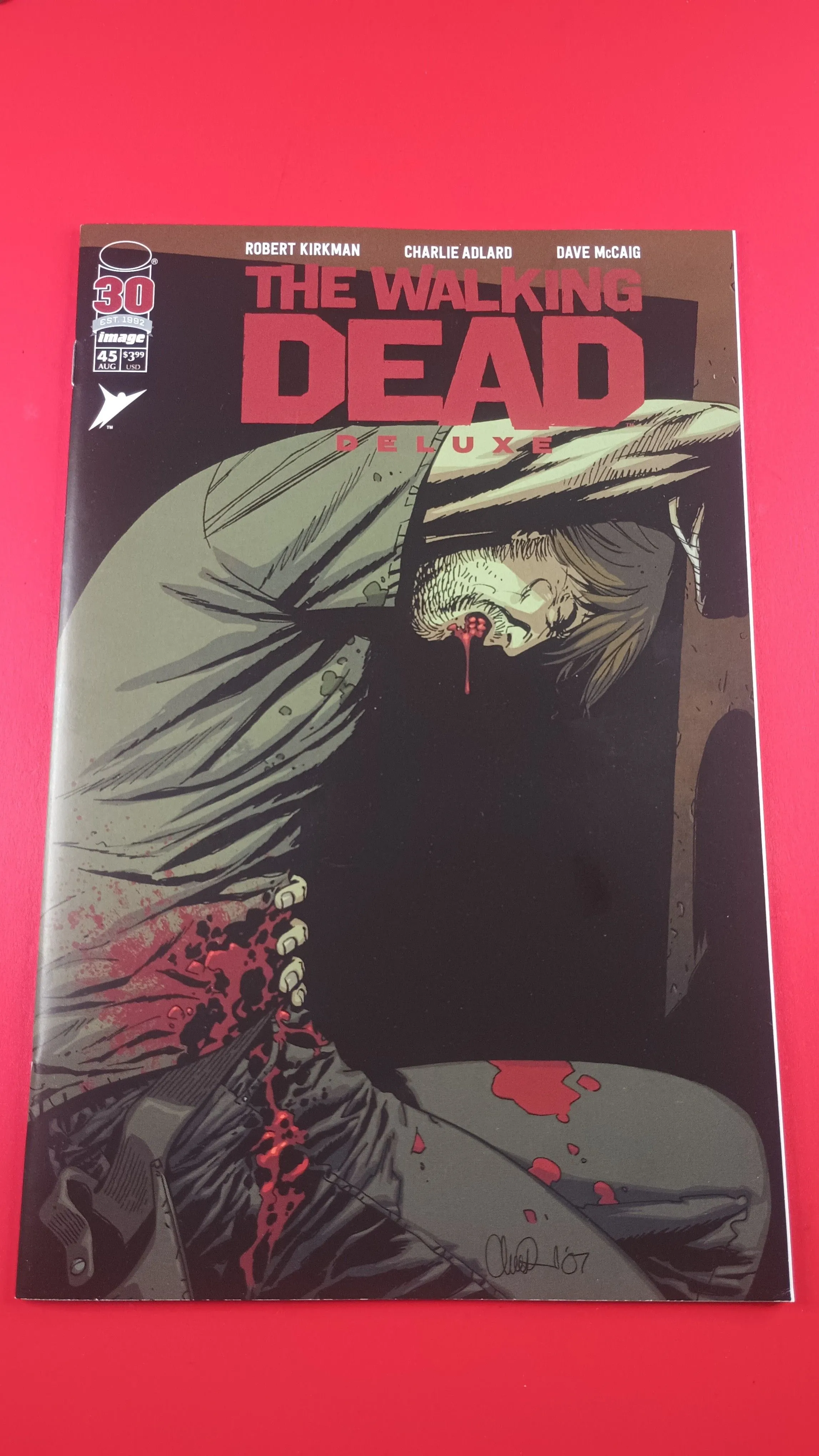 Product image for The Walking Dead #45 Deluxe Edition 