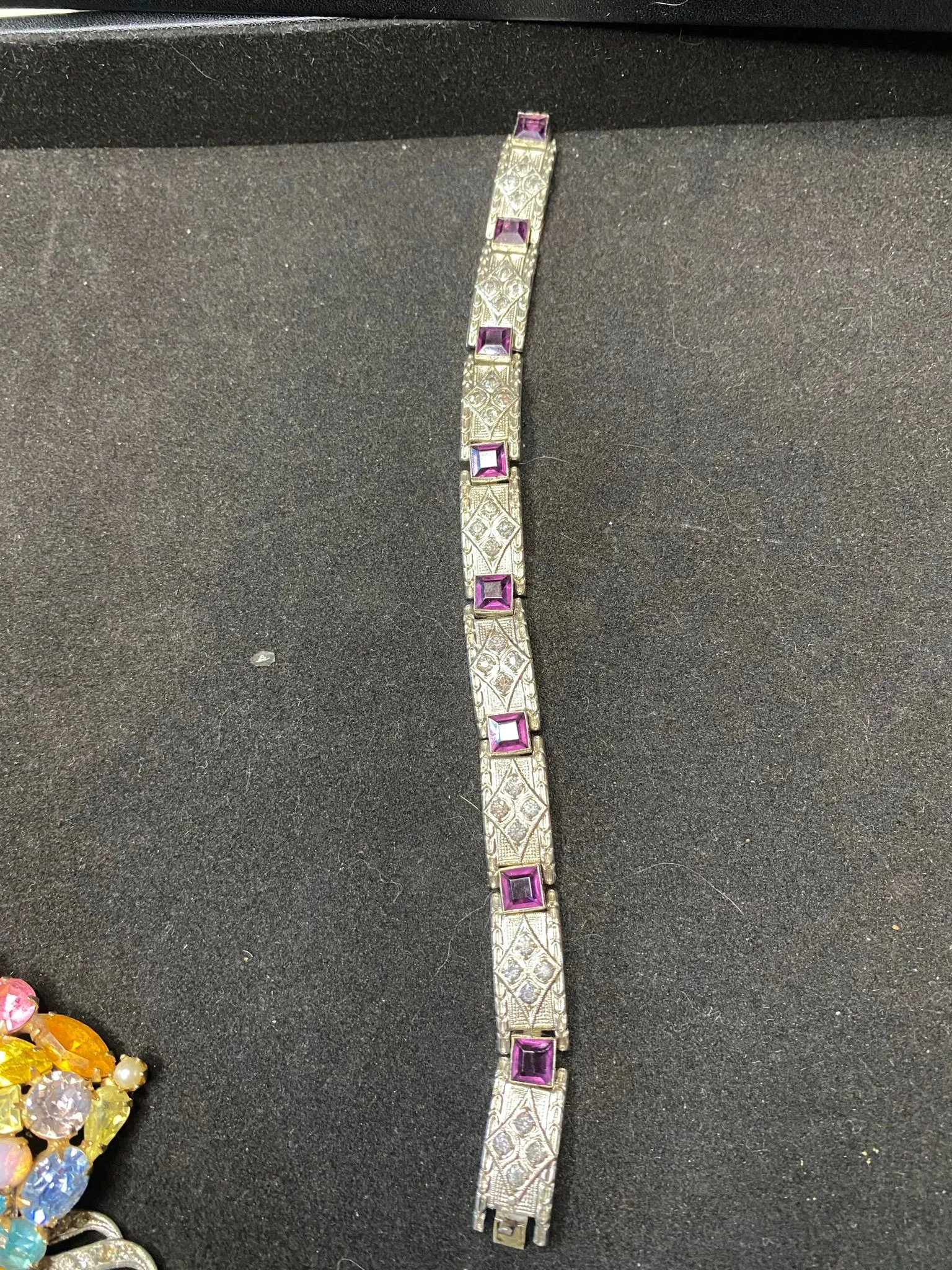 9ecb43f1-a939-4d16-921d-5e6a85b6325e