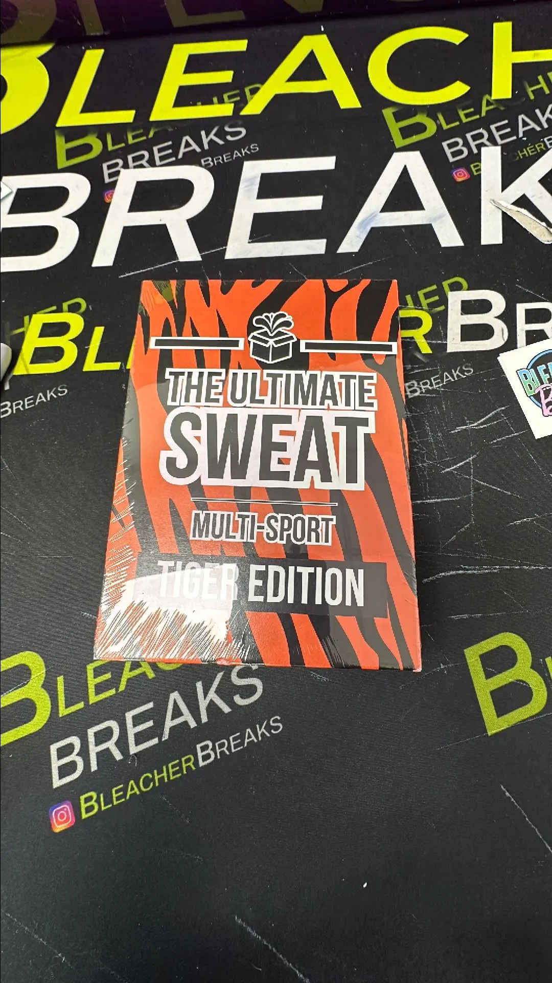 Product image for TIGER SWEAT