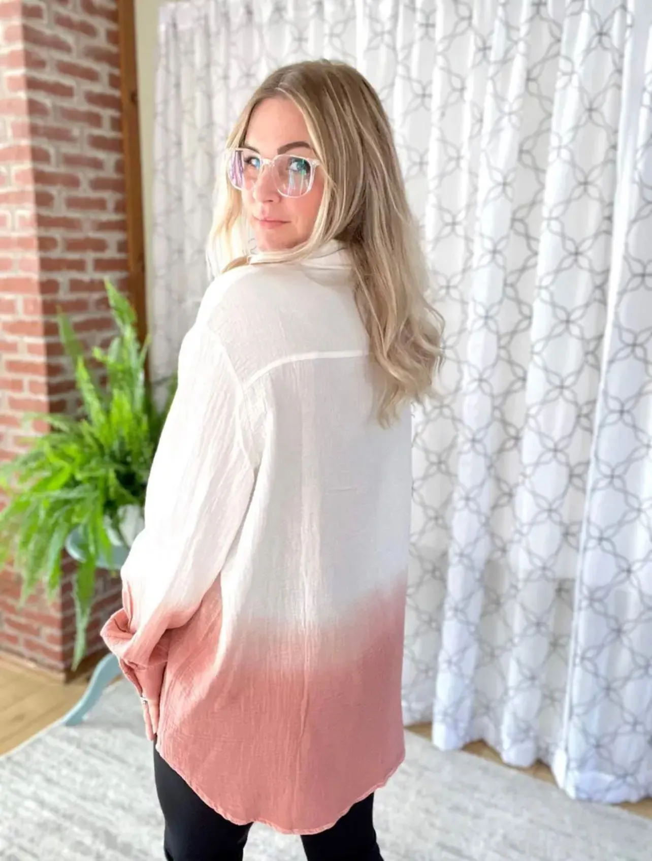 Listing Image Blurred Background