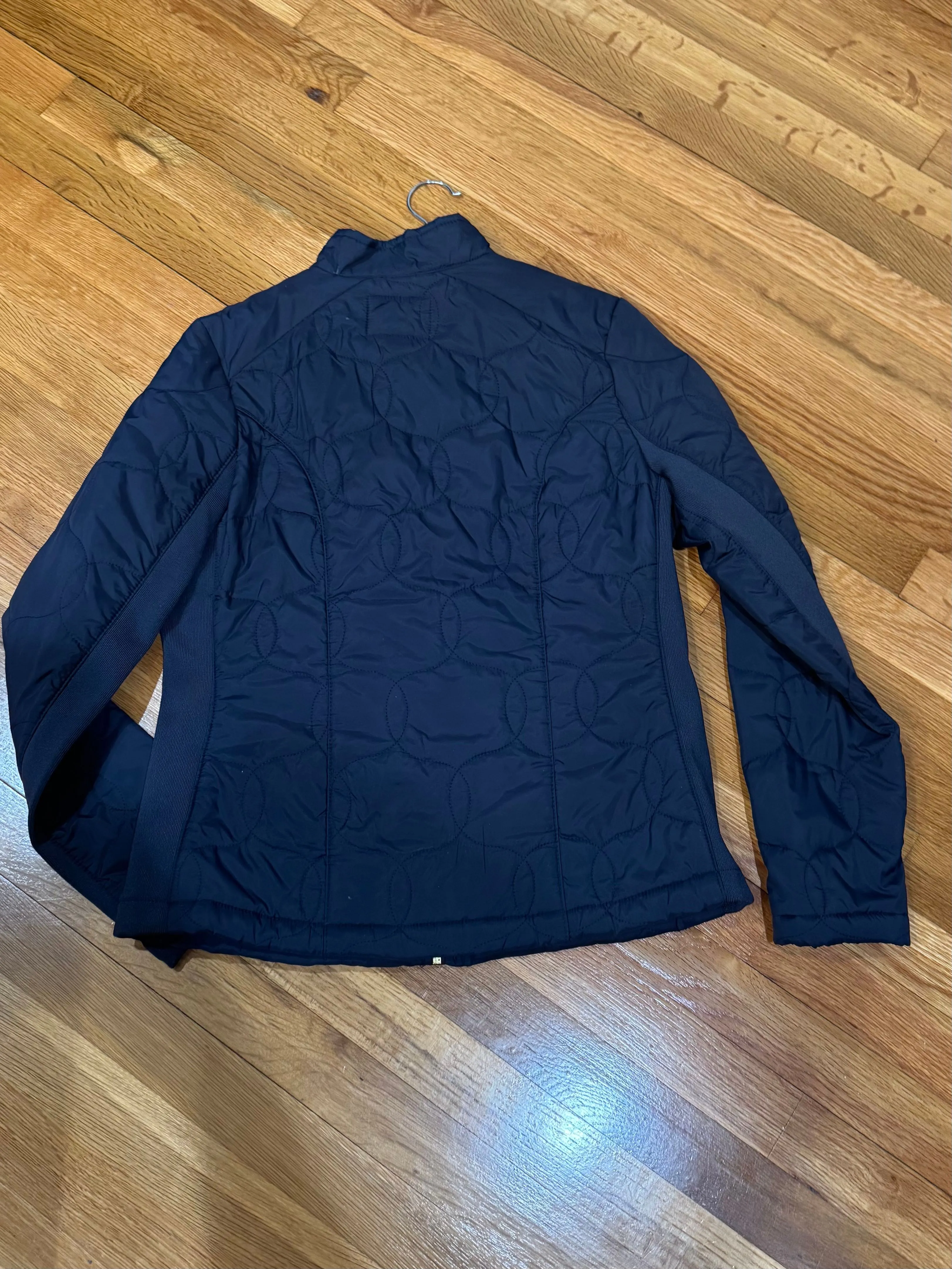 Listing Image Blurred Background