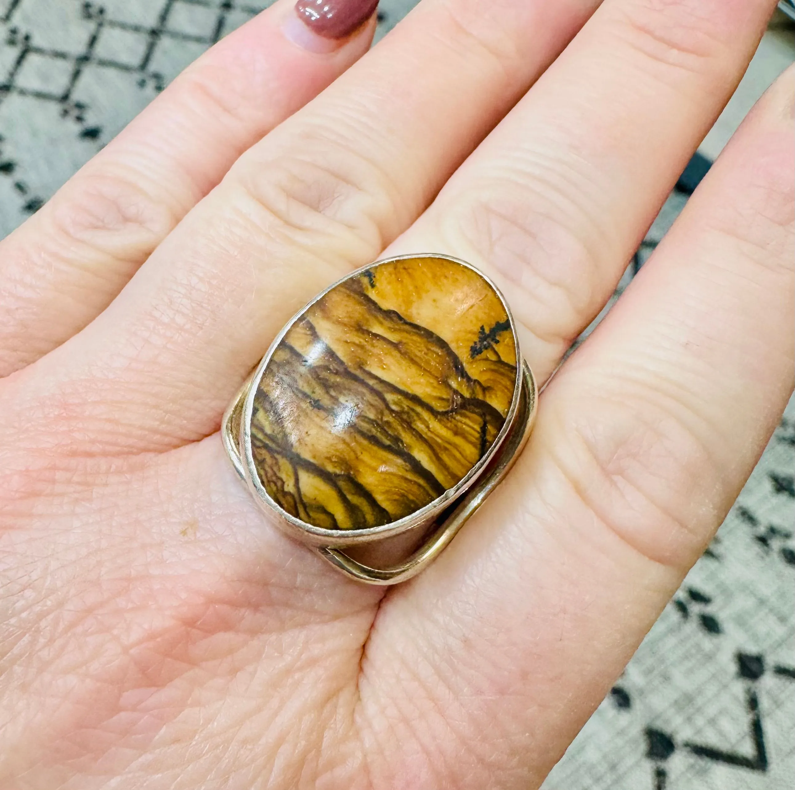 Product image for Rivkathia-size 9 ring