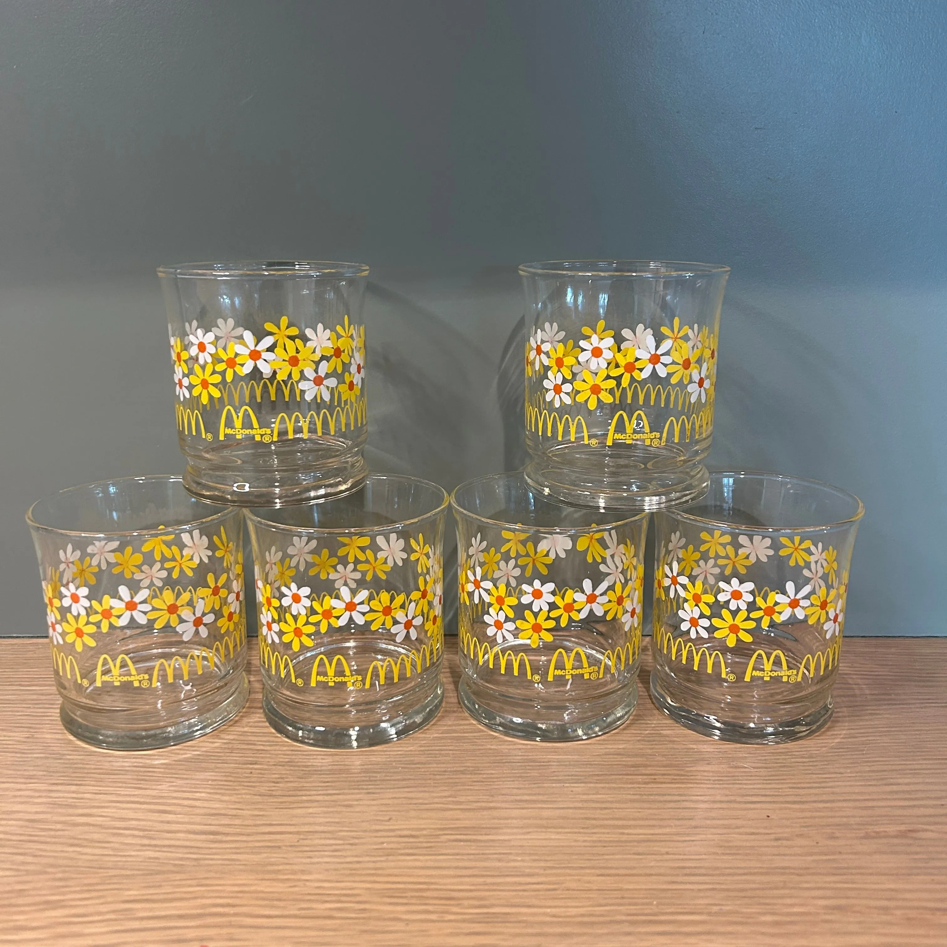 Product image for Vtg. McDonald's Daisy Libby Juice Glass Retro