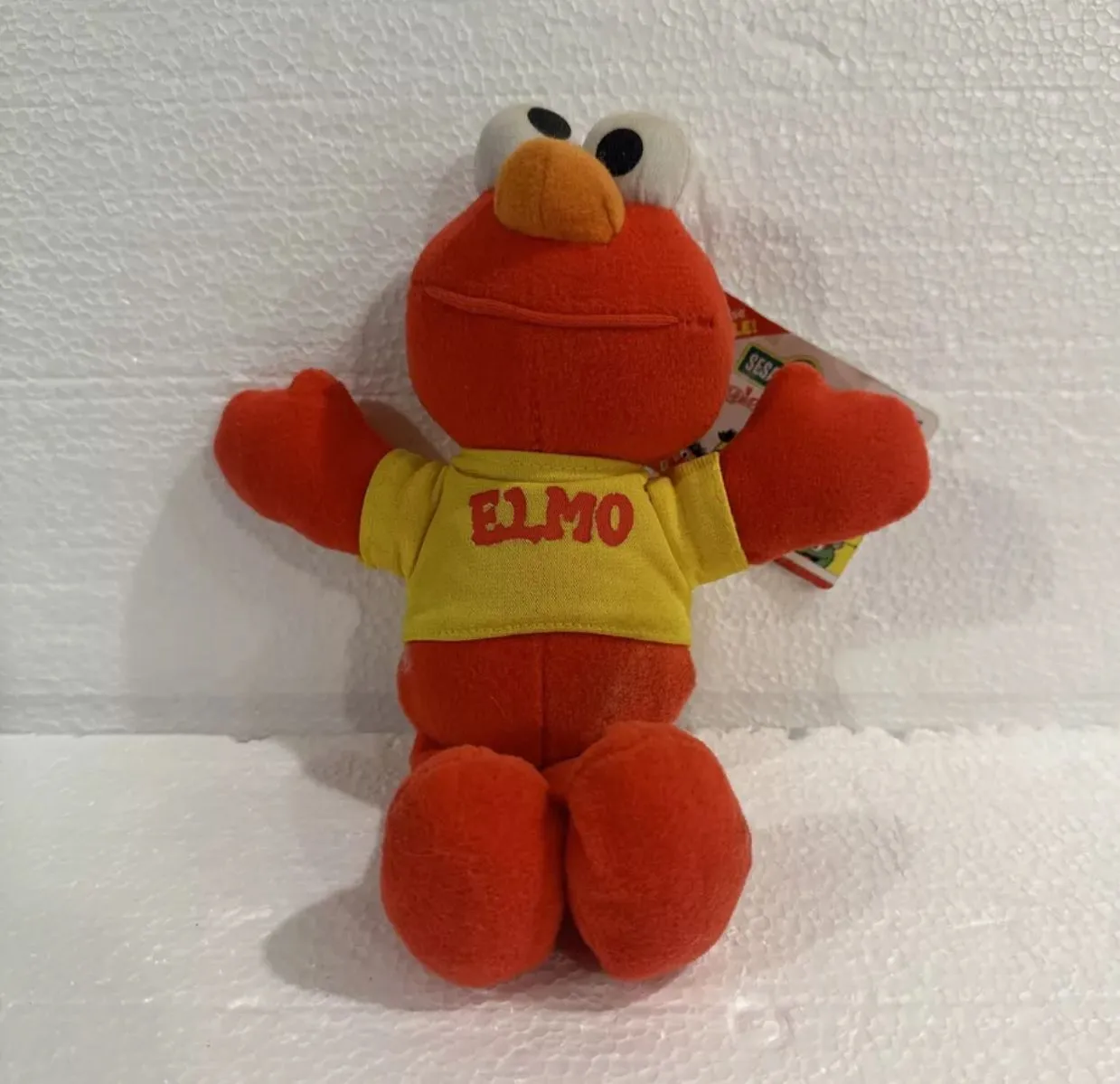 Product image for Vintage Sesame Street Elmo Giggle Bean Pal Stuffed Toy  (1997)- Does NOT Giggle
