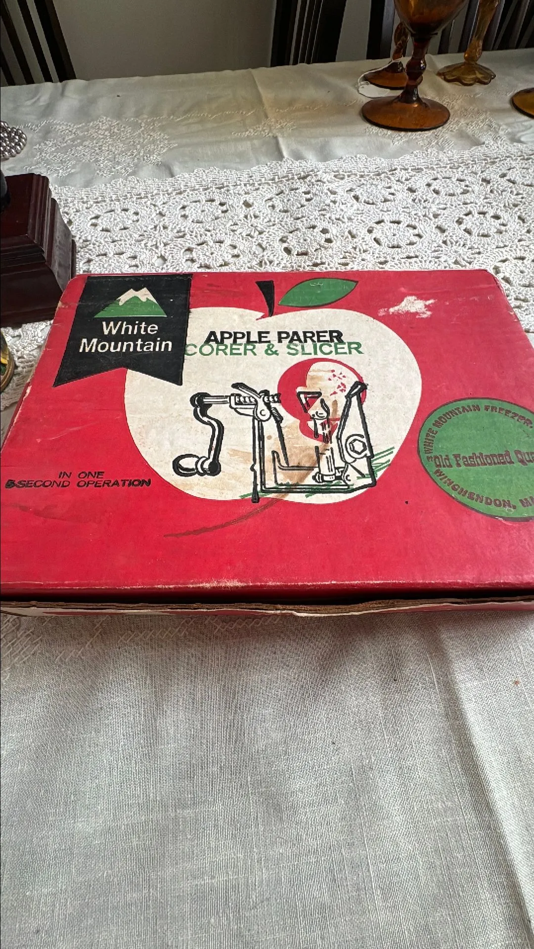 Product image for White Mountain Apple parer corer slicer