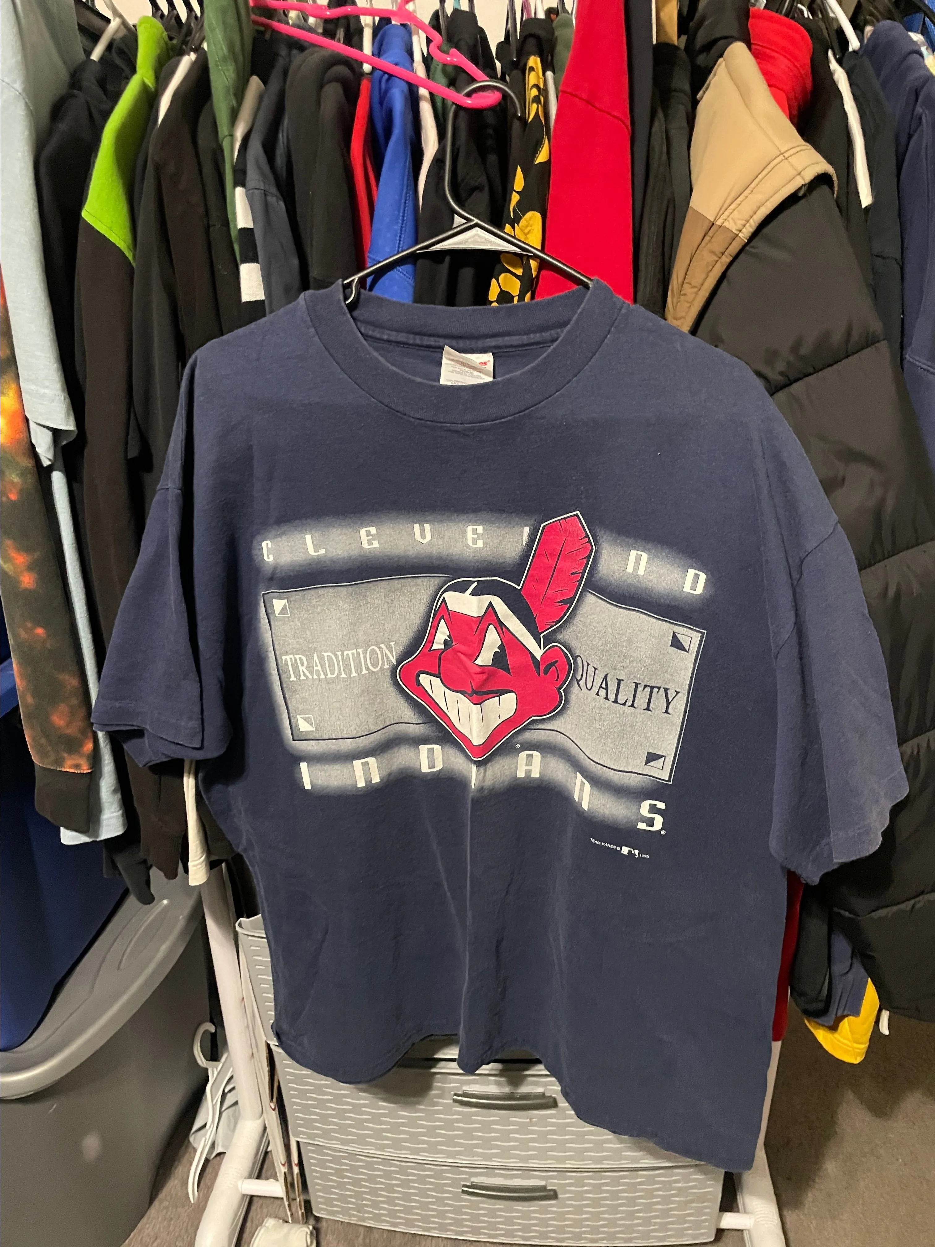 Product image for 90's Cleveland Indians shirt navy
