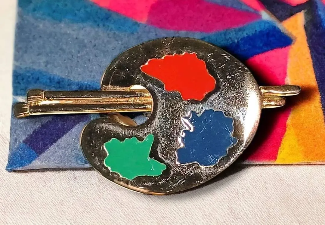 Product image for Vintage MJent signed artist palette figural brooch. Brooch measures 2 3/8" L x 1 1/4" W.