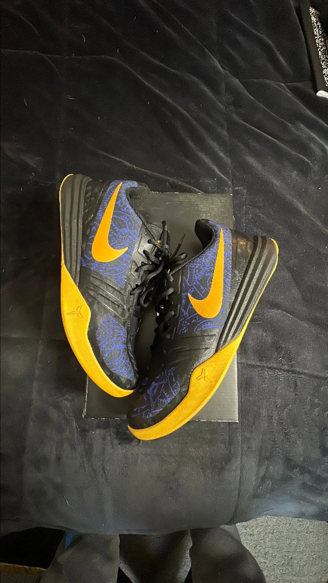 Product image for Kobe Mentality Persian Violet Size 8 With Original Box