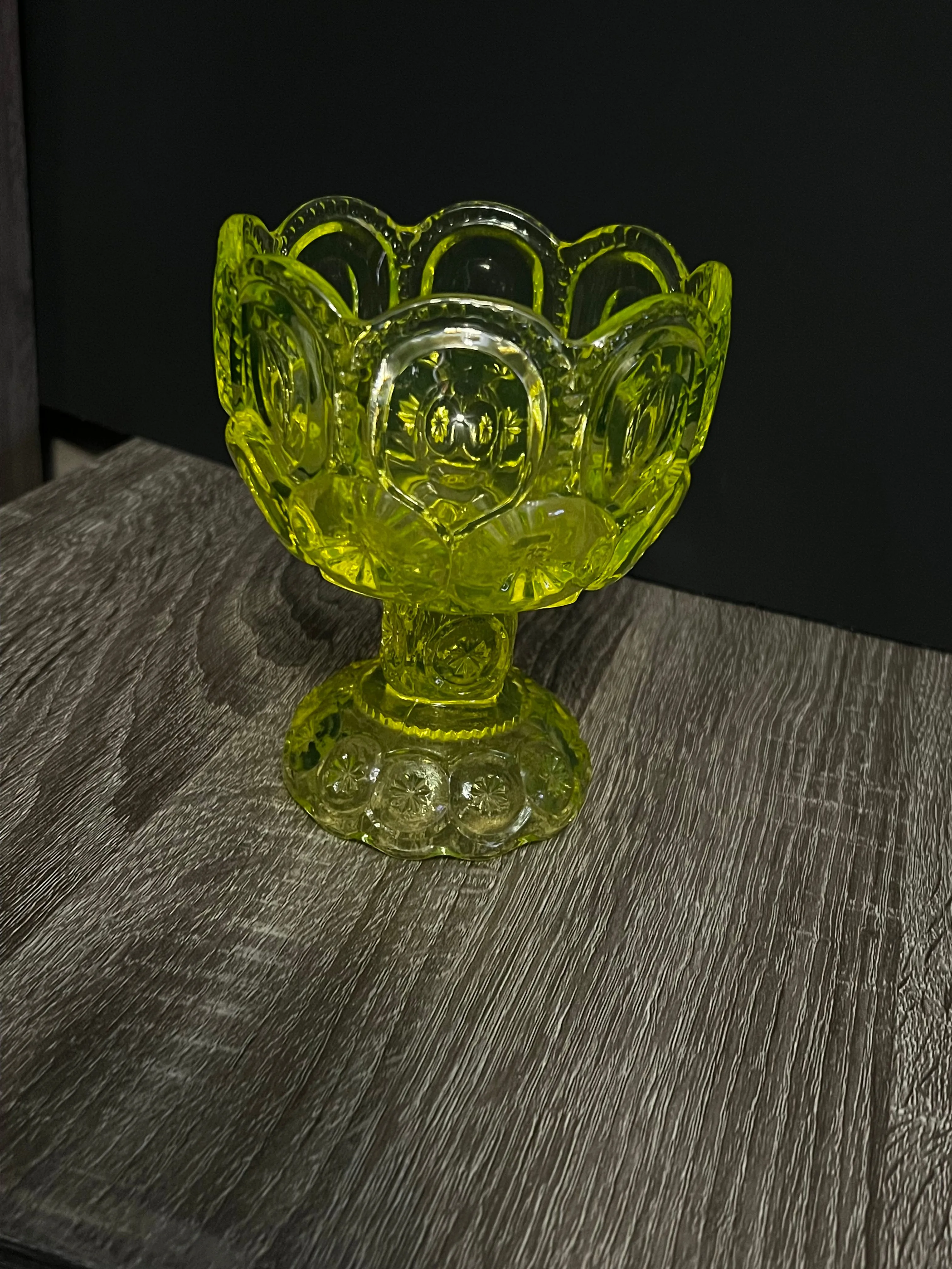 Product image for Vaseline  Uranium Moon and Stars Compote