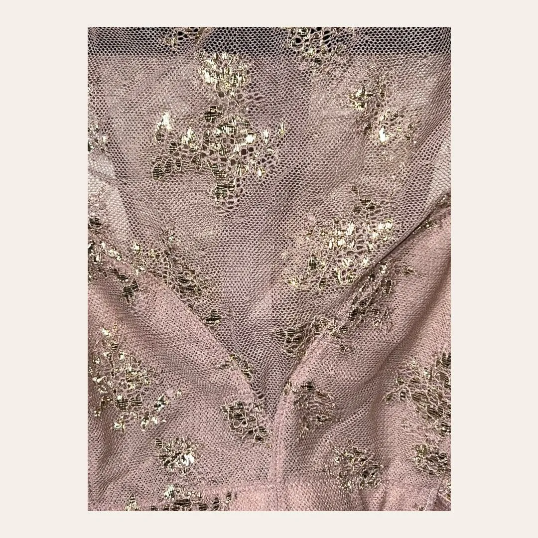 Listing Image Blurred Background