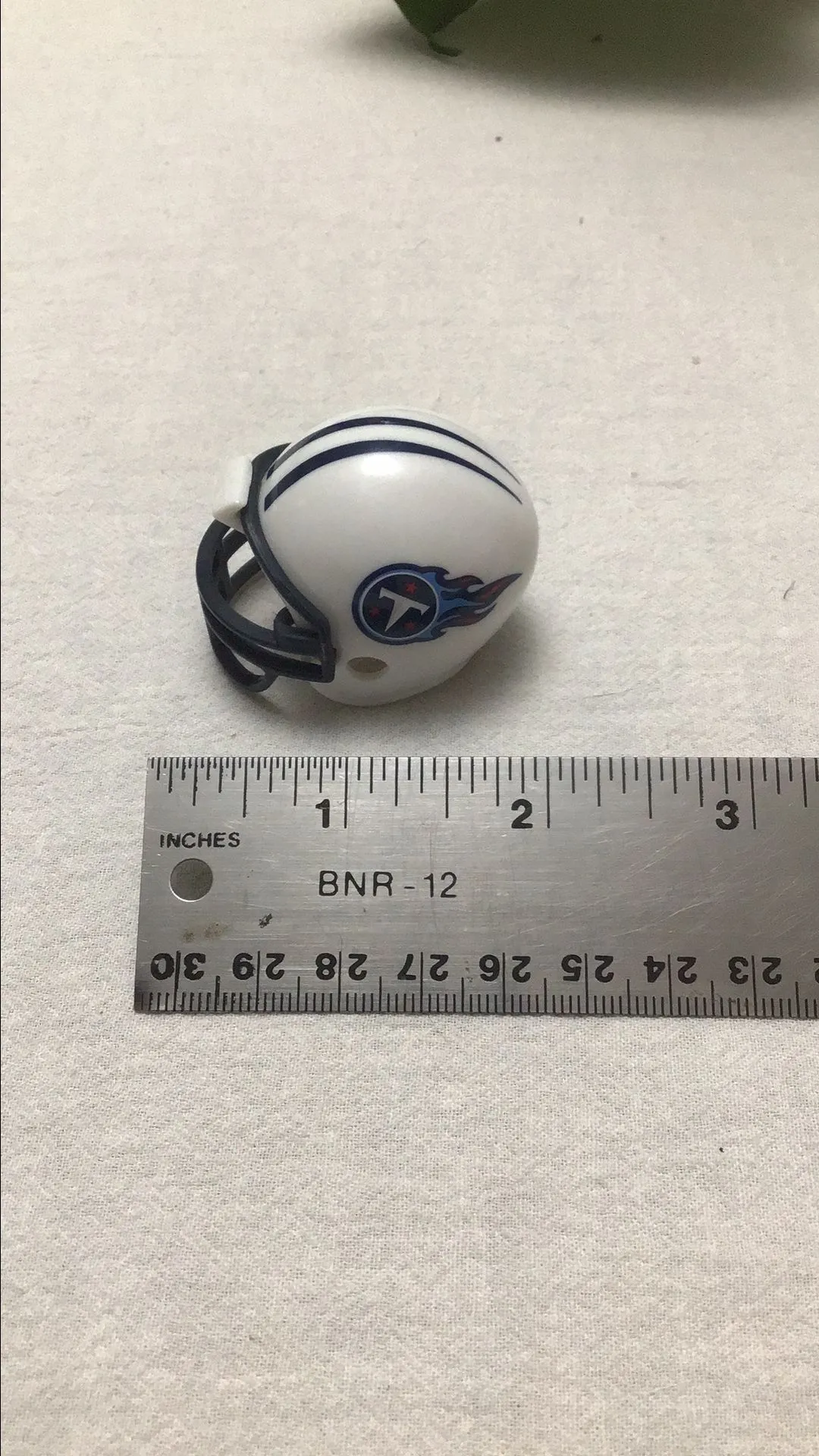 Product image for Titans Riddell mini football helmet 2016