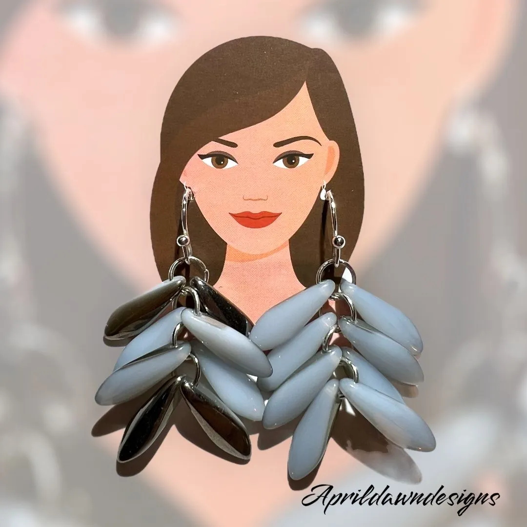 Product image for Gray&silver Czech glass dagger earrings