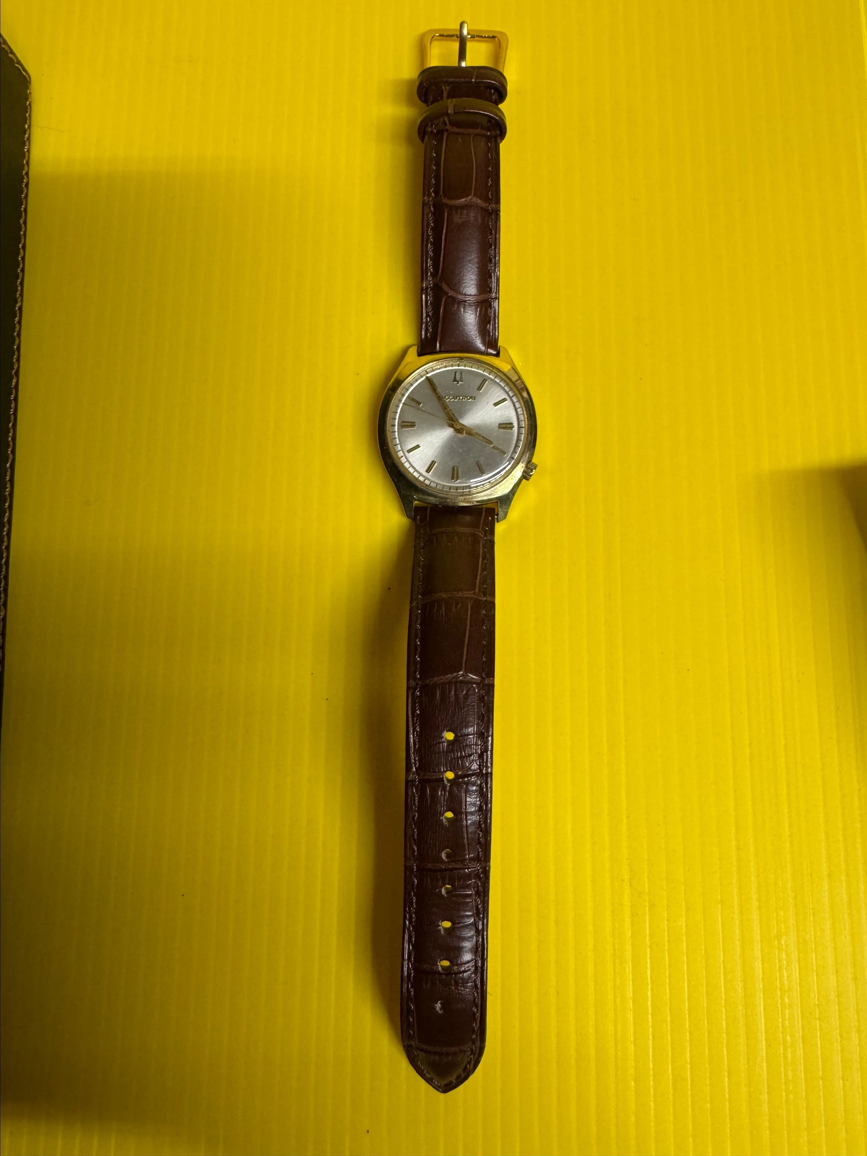 Listing Image Blurred Background