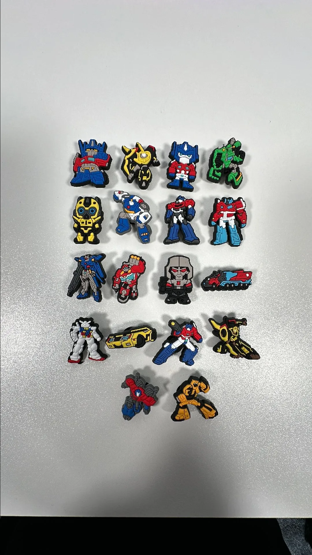 Product image for Bundle x8 Transformers Crocs Charms Jibbitz
