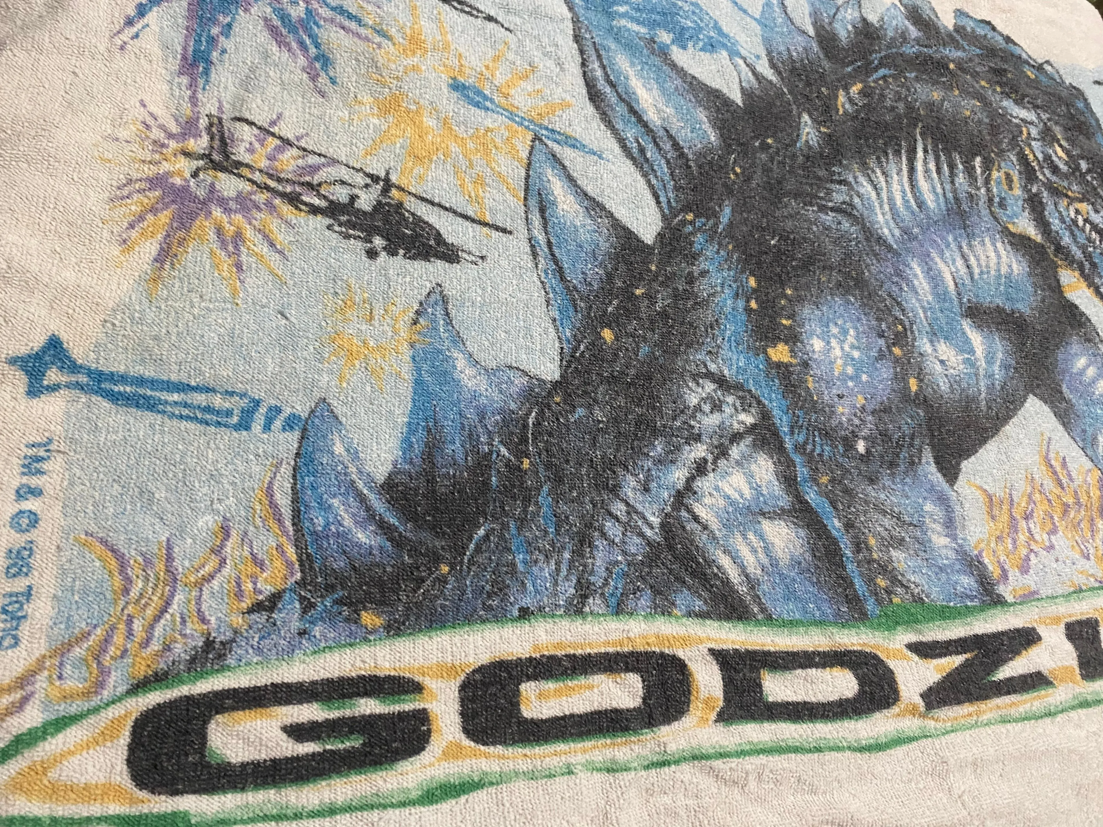 Product image for (KIDS) 56. 1998 Godzilla Towel