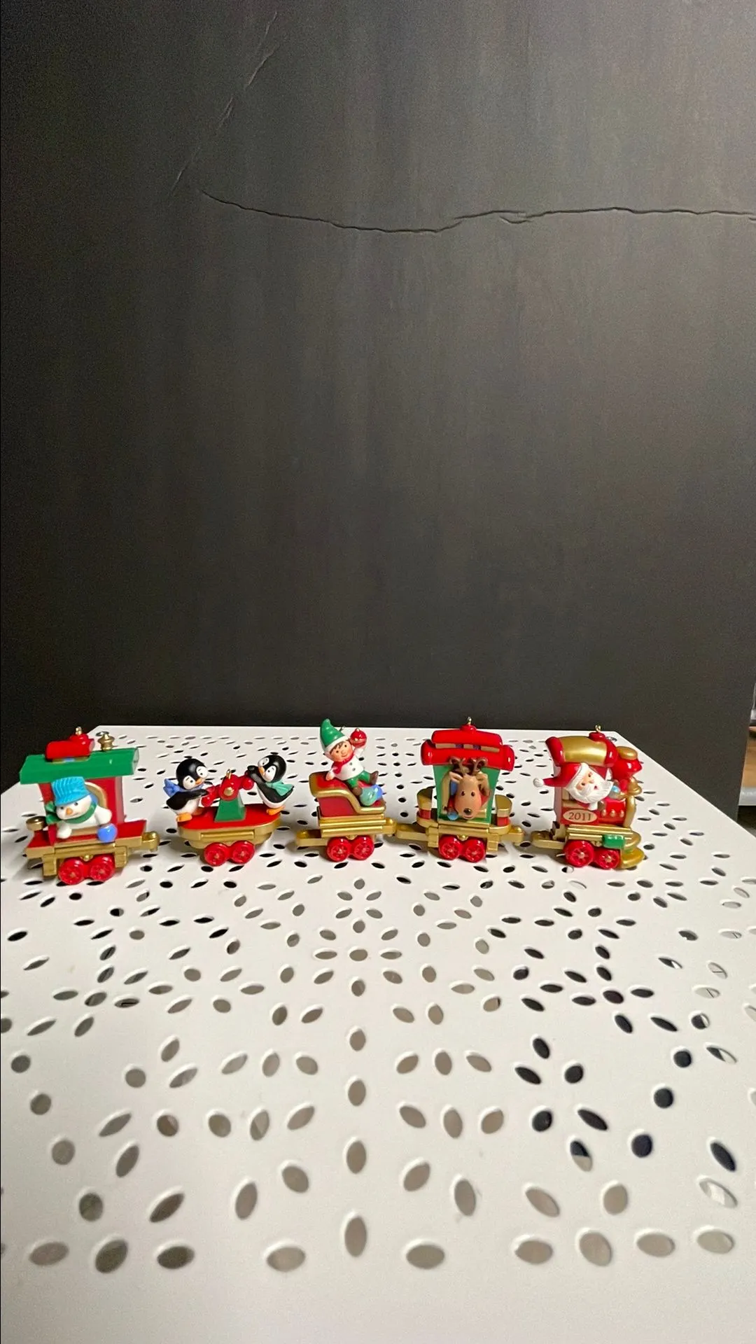 Listing Image Blurred Background