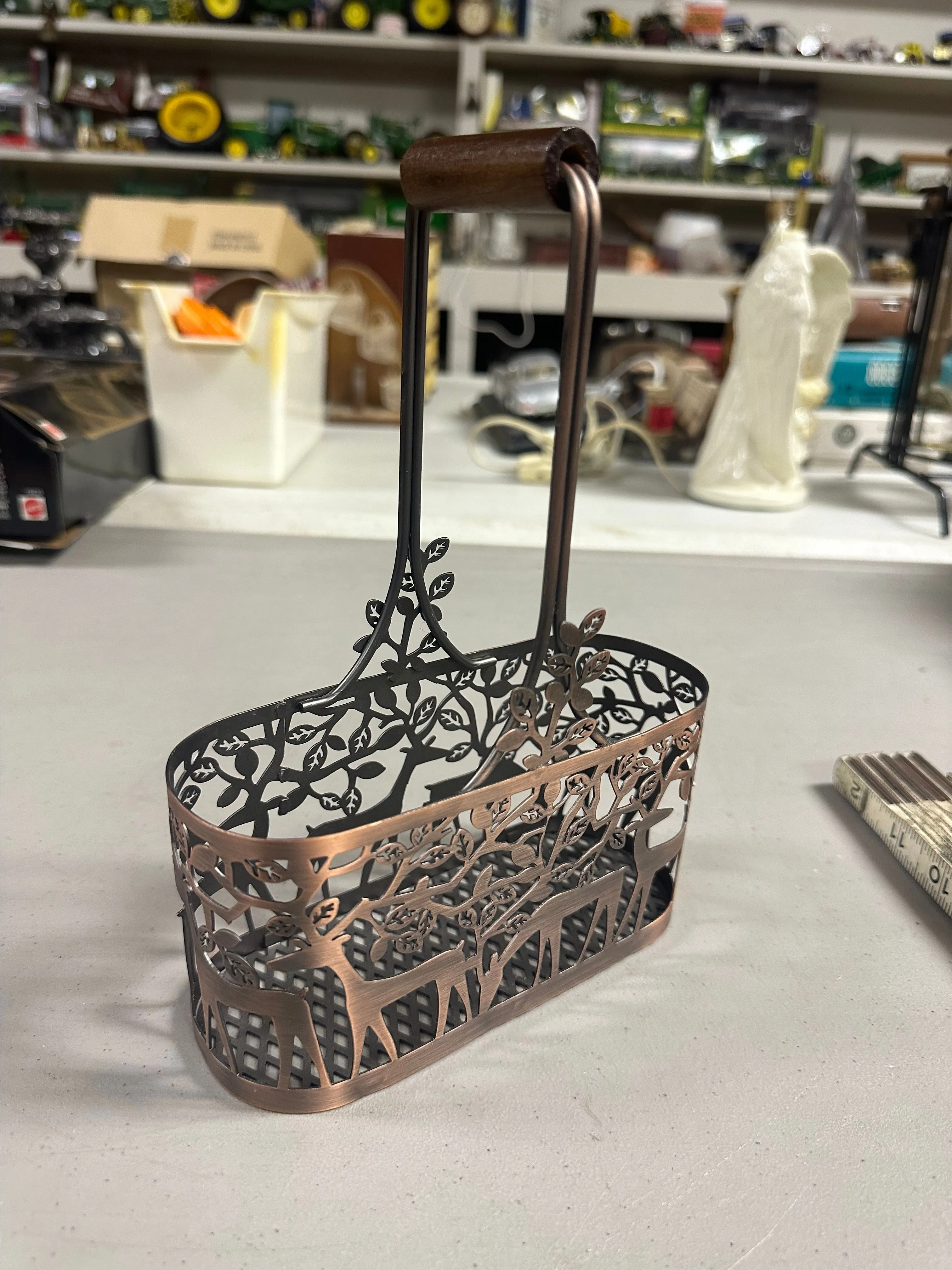 Product image for Small metal basket with deer and trees