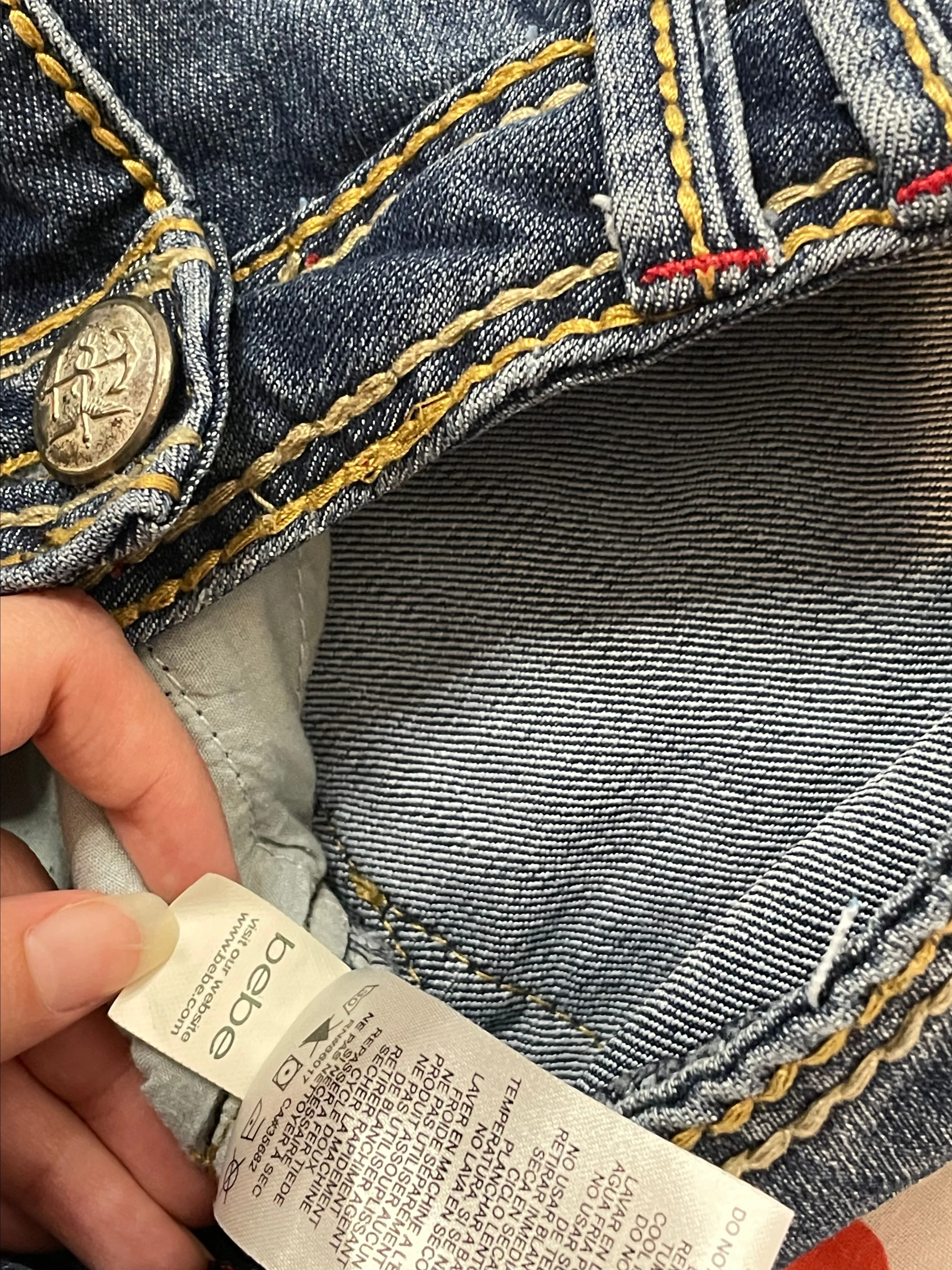 Listing Image Blurred Background
