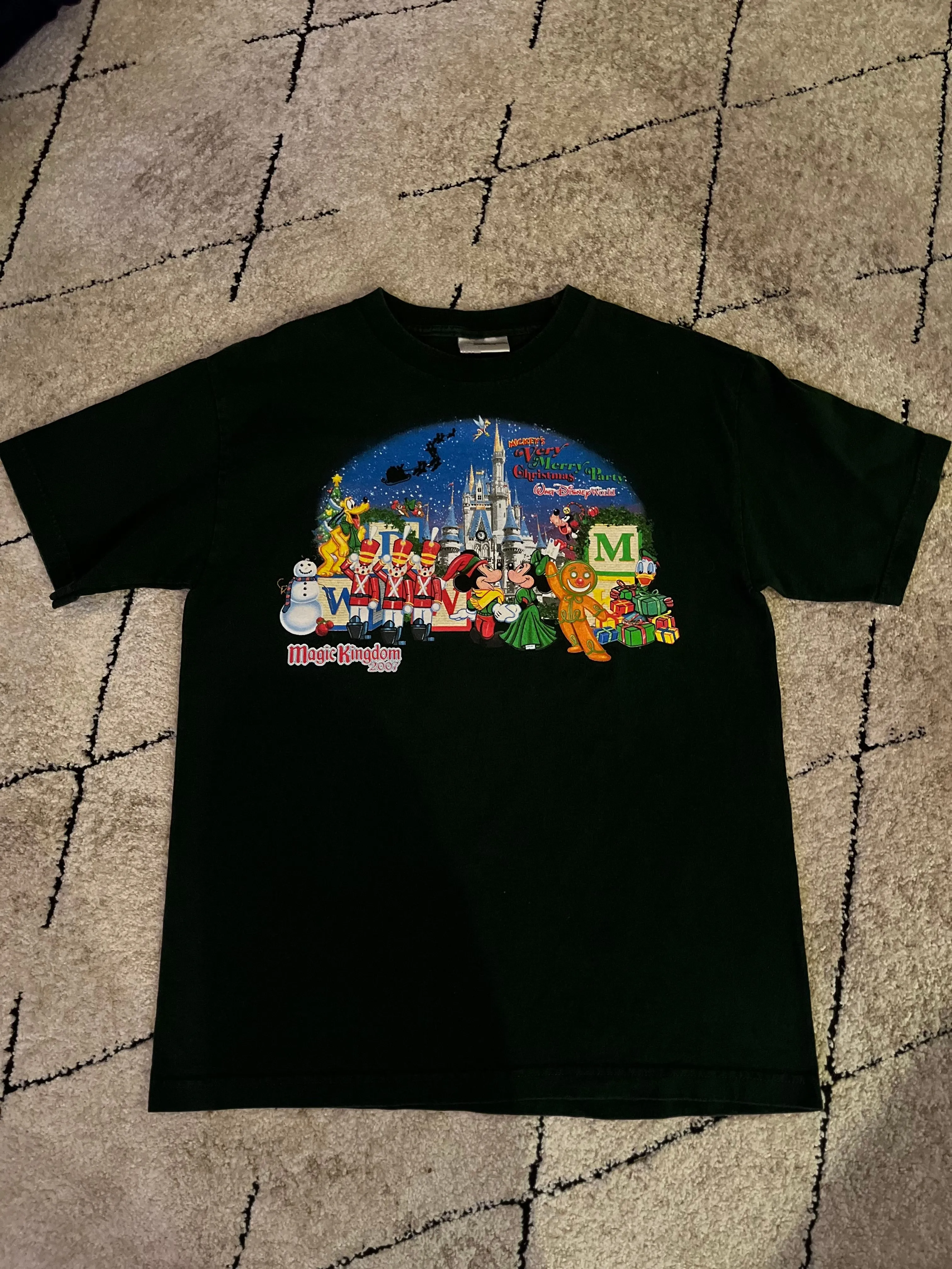 Product image for Magic Kingdom 2007 Mickeys Christmas