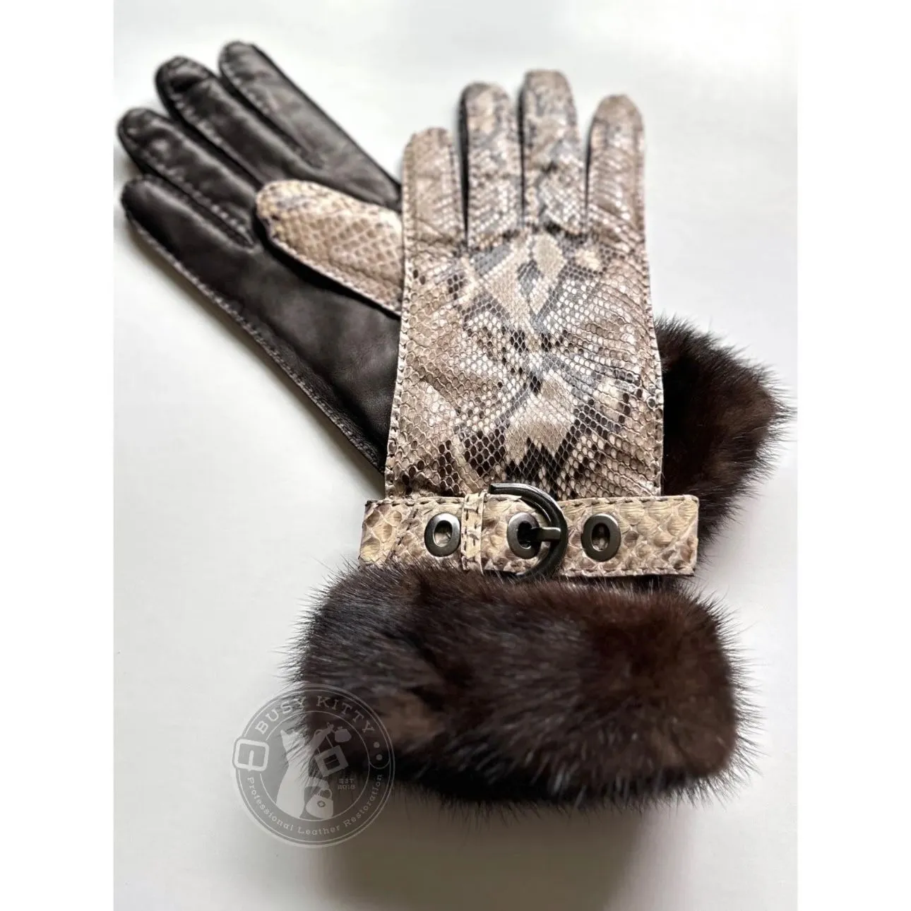 Product image for NWT Vintage Coach Women's Leather Gloves w/ Python - Style No. 2138 (Size 8)