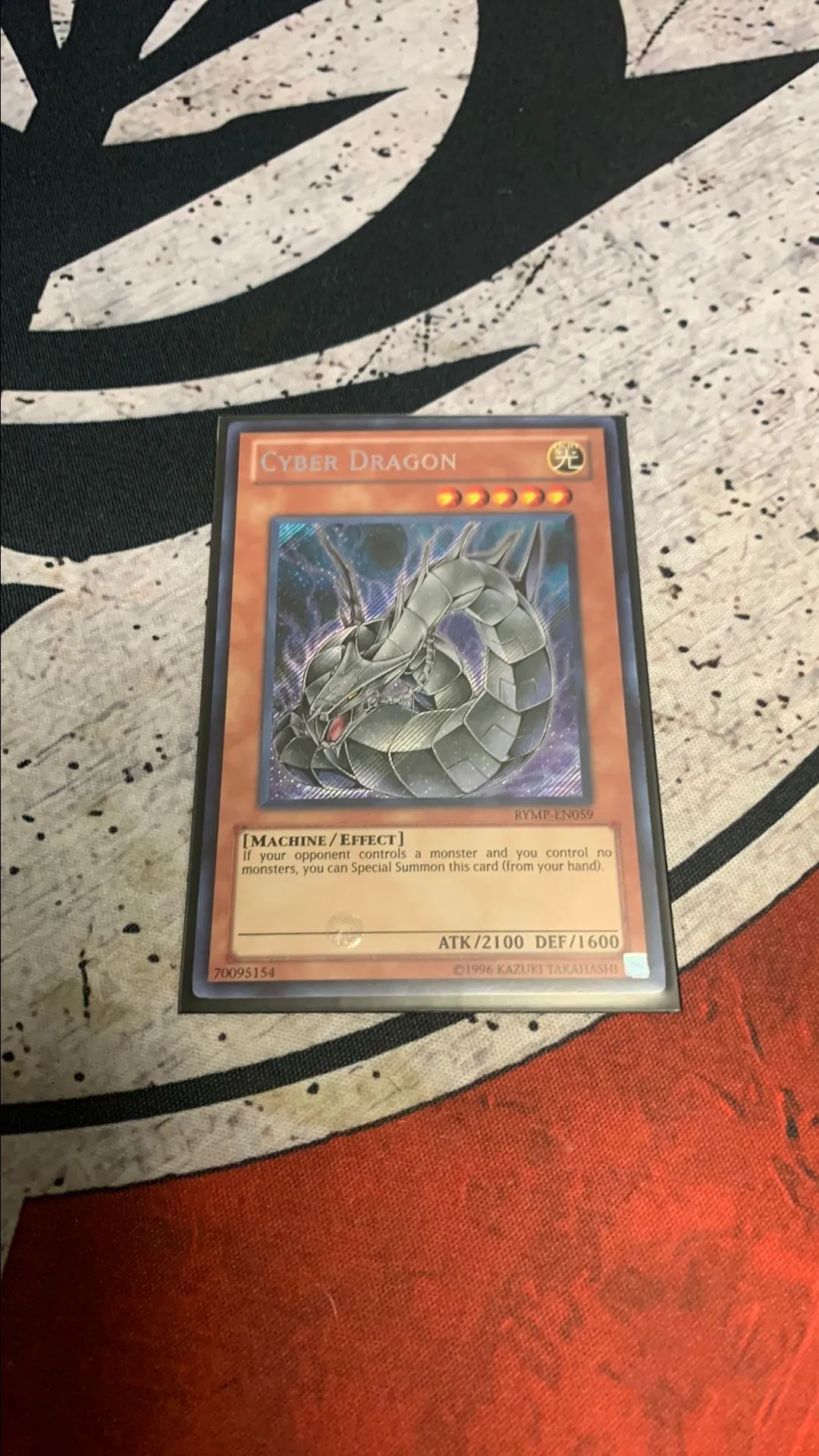Product image for (Yu-Gi-Oh!) Cyber Dragon (ALT ART) RYMP-EN059