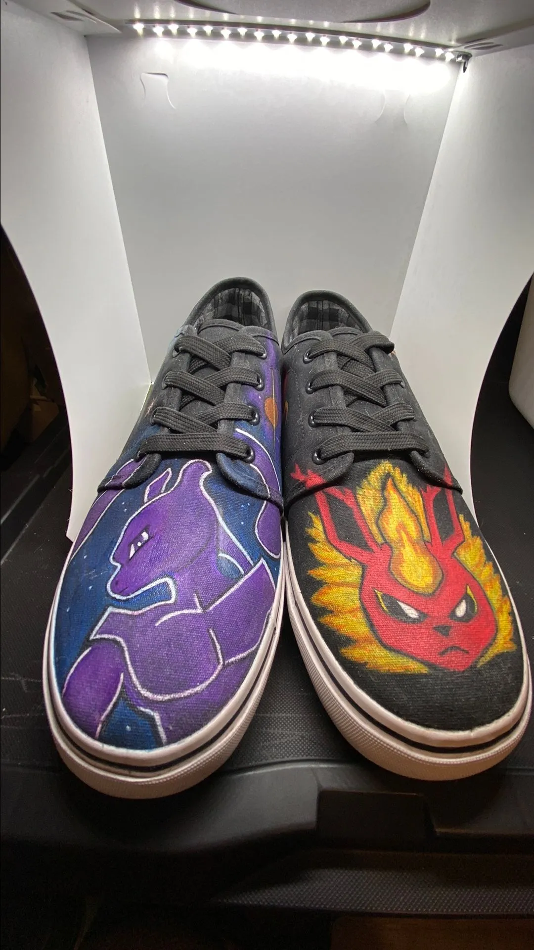 Product image for Pokémon Handpainted Shoes Tober Size 11 Men's