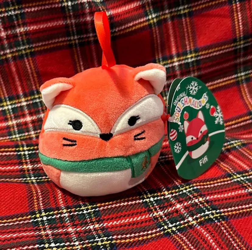 Product image for NWT Fifi 4" Squishmallow