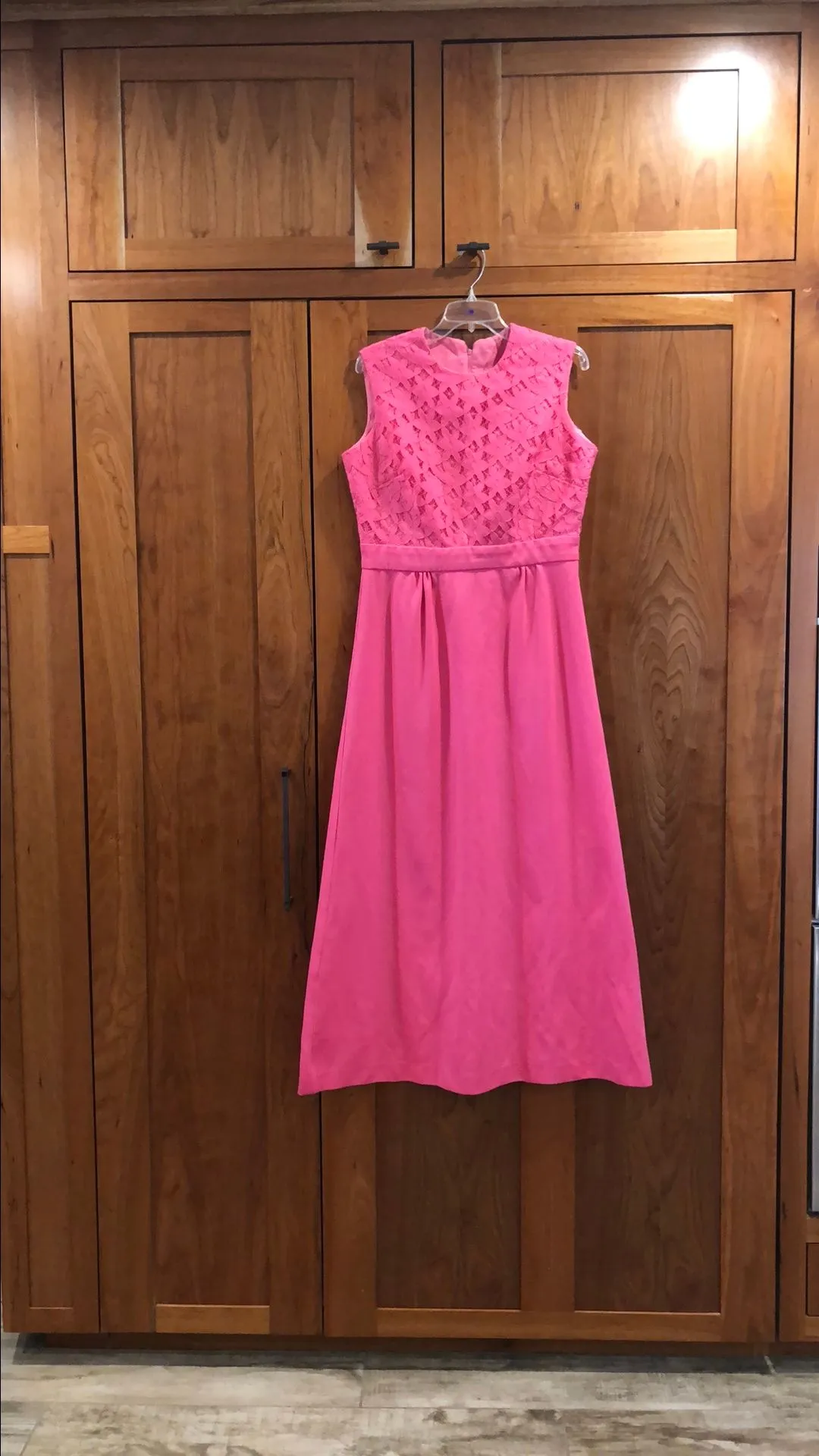 Product image for 49. Pink Maxi chest 21 waist 16.5 length 56