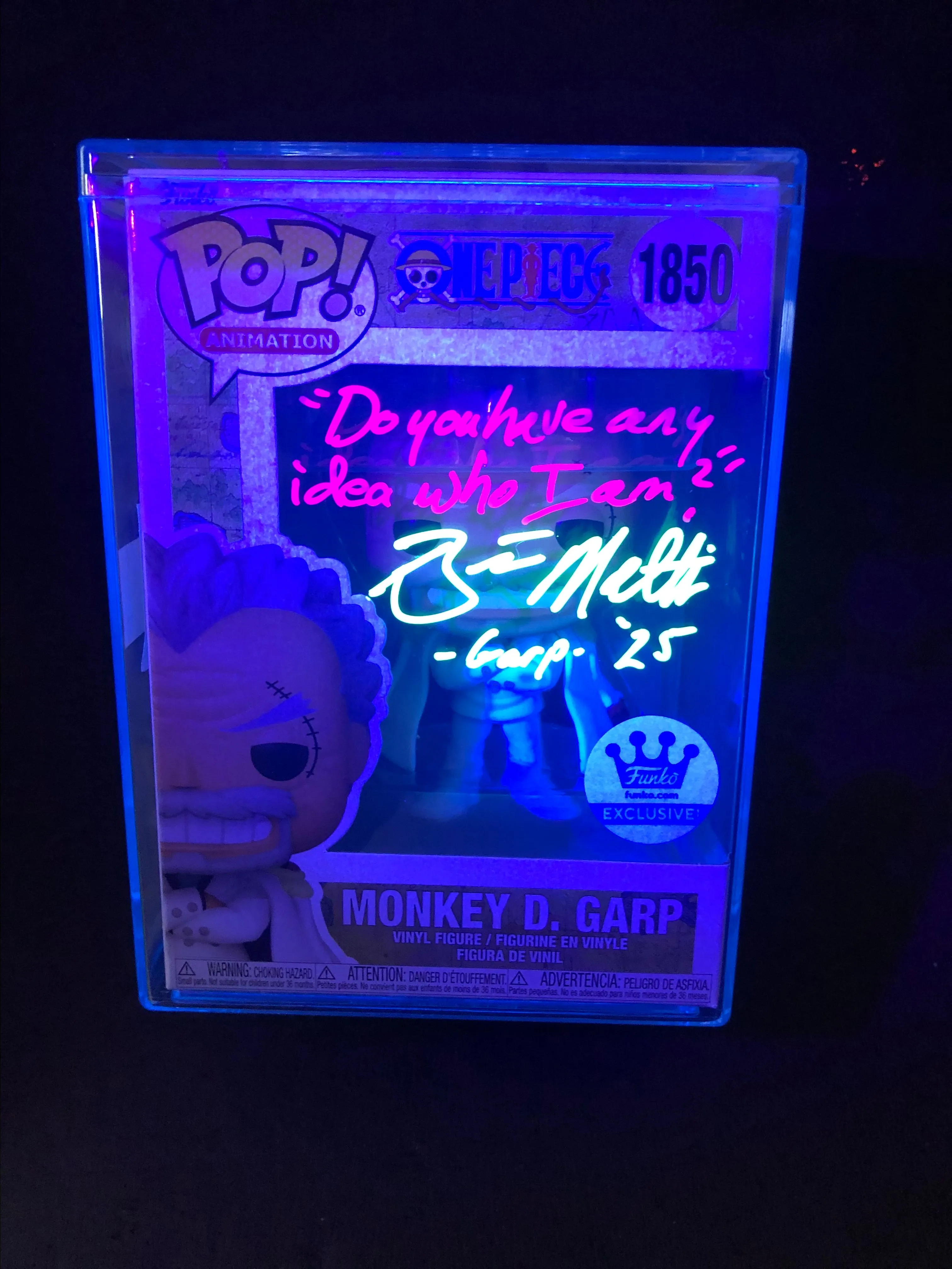 Product image for BlackLight Signed Monkey D. Garp "Do you have any idea..."