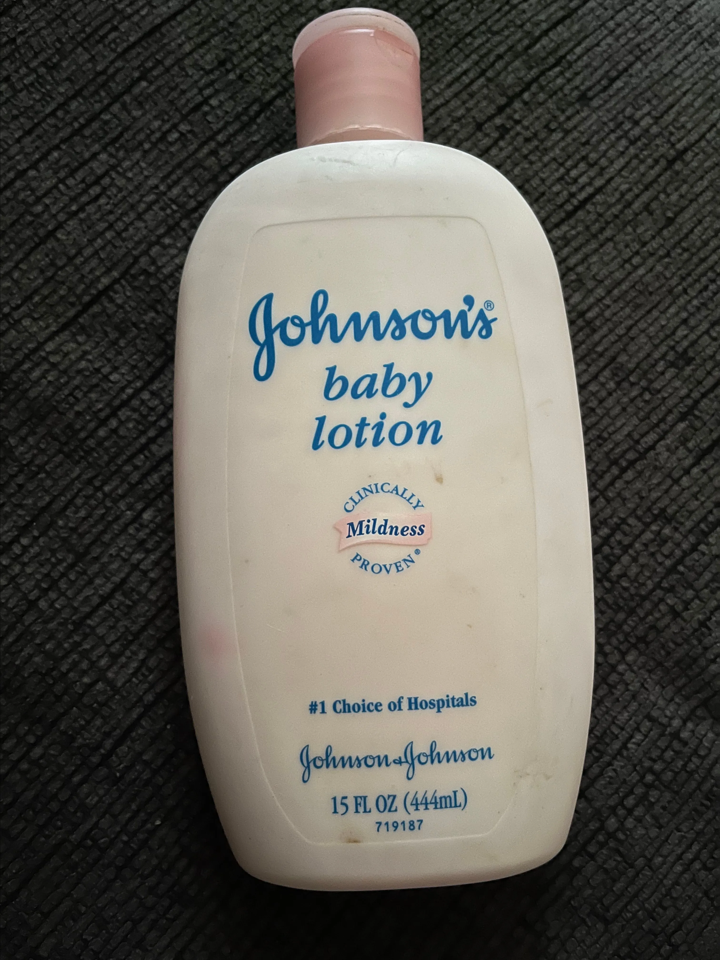 Product image for Johnson and Johnson baby lotion (made in the us)