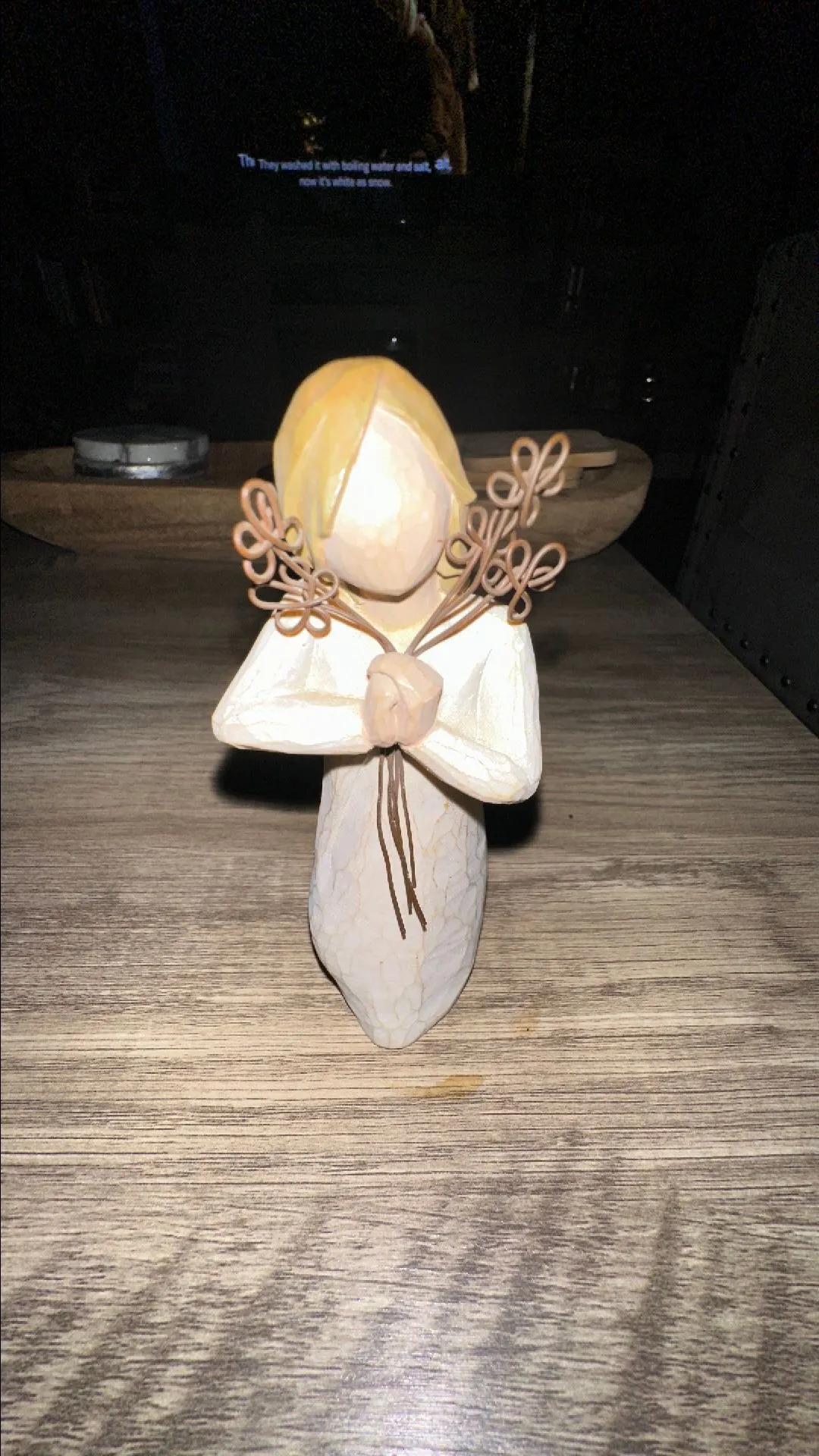 Product image for Vintage 2004 Willow Tree Friendship Figurine