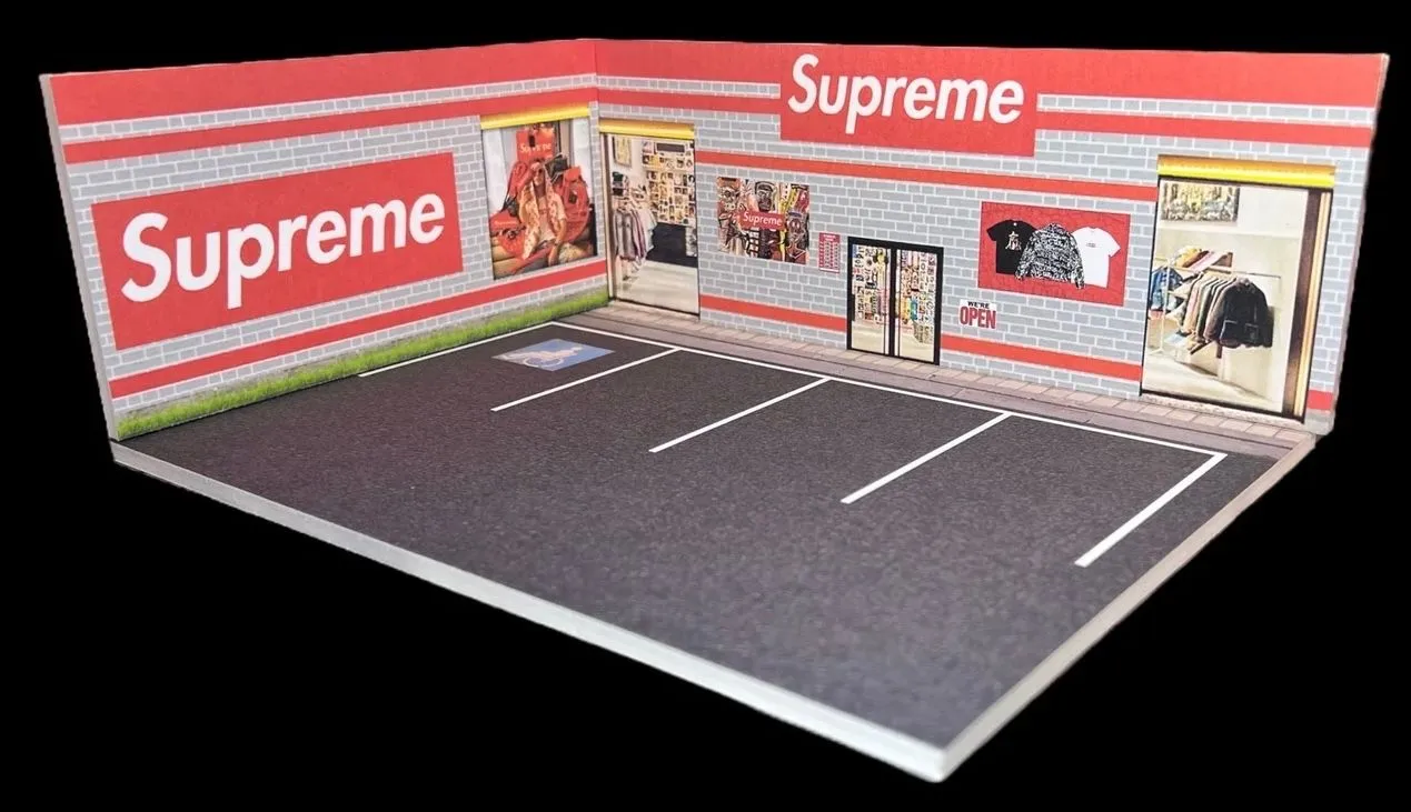 Product image for 1/64 Supreme 3 piece Diorama
