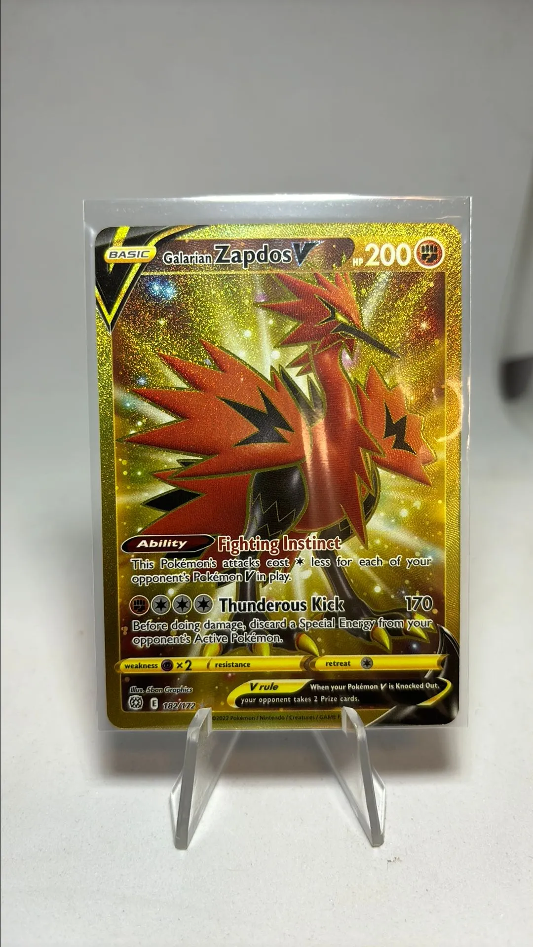 Product image for Galarian Zapdos V