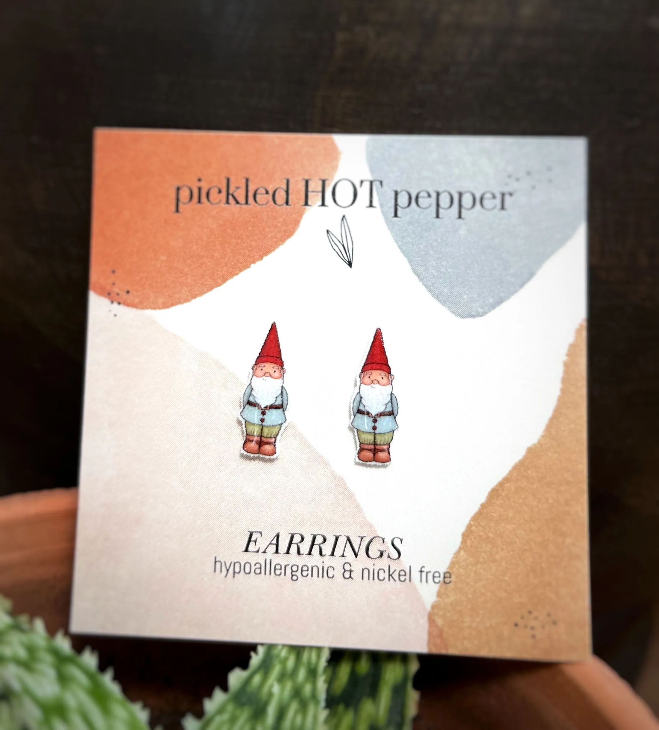 Product image for Gnome stud earring - good luck 🍀
