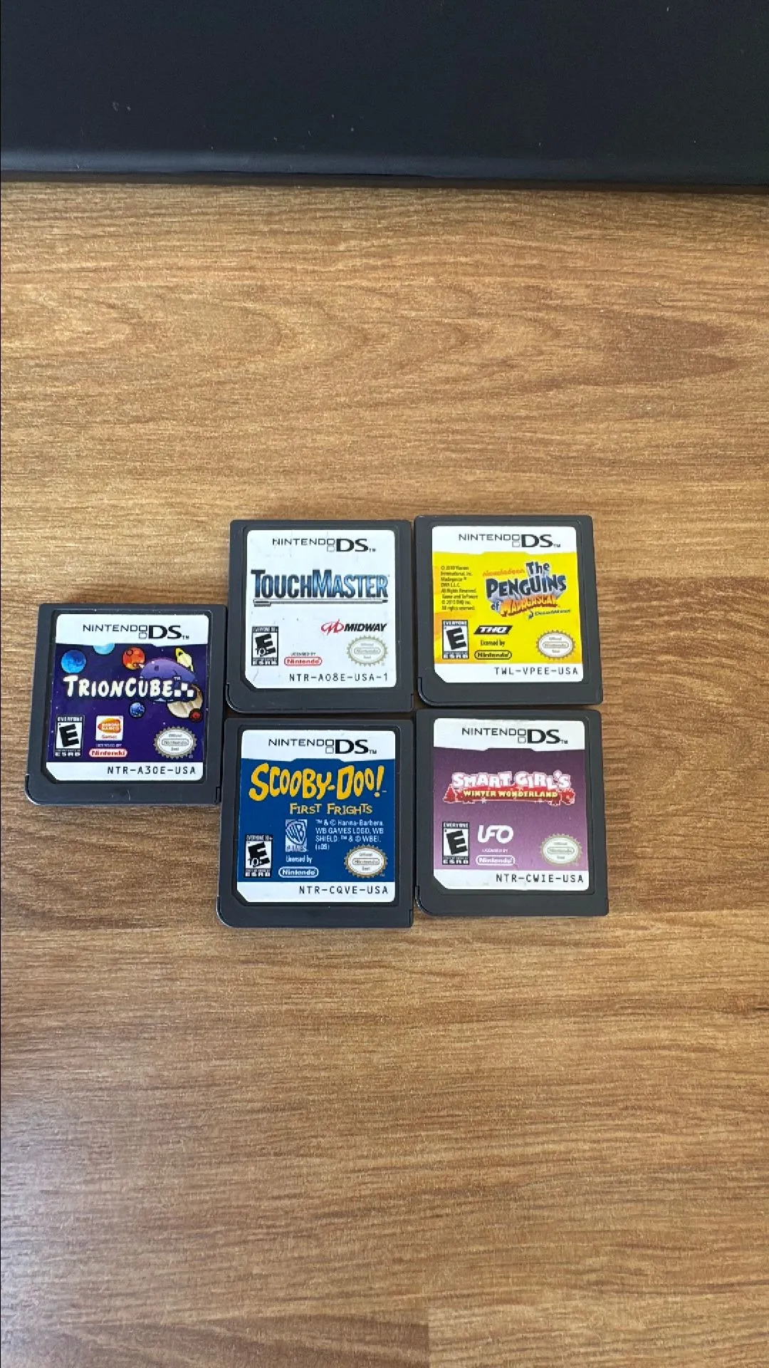 Product image for Nintendo two DS games bundle