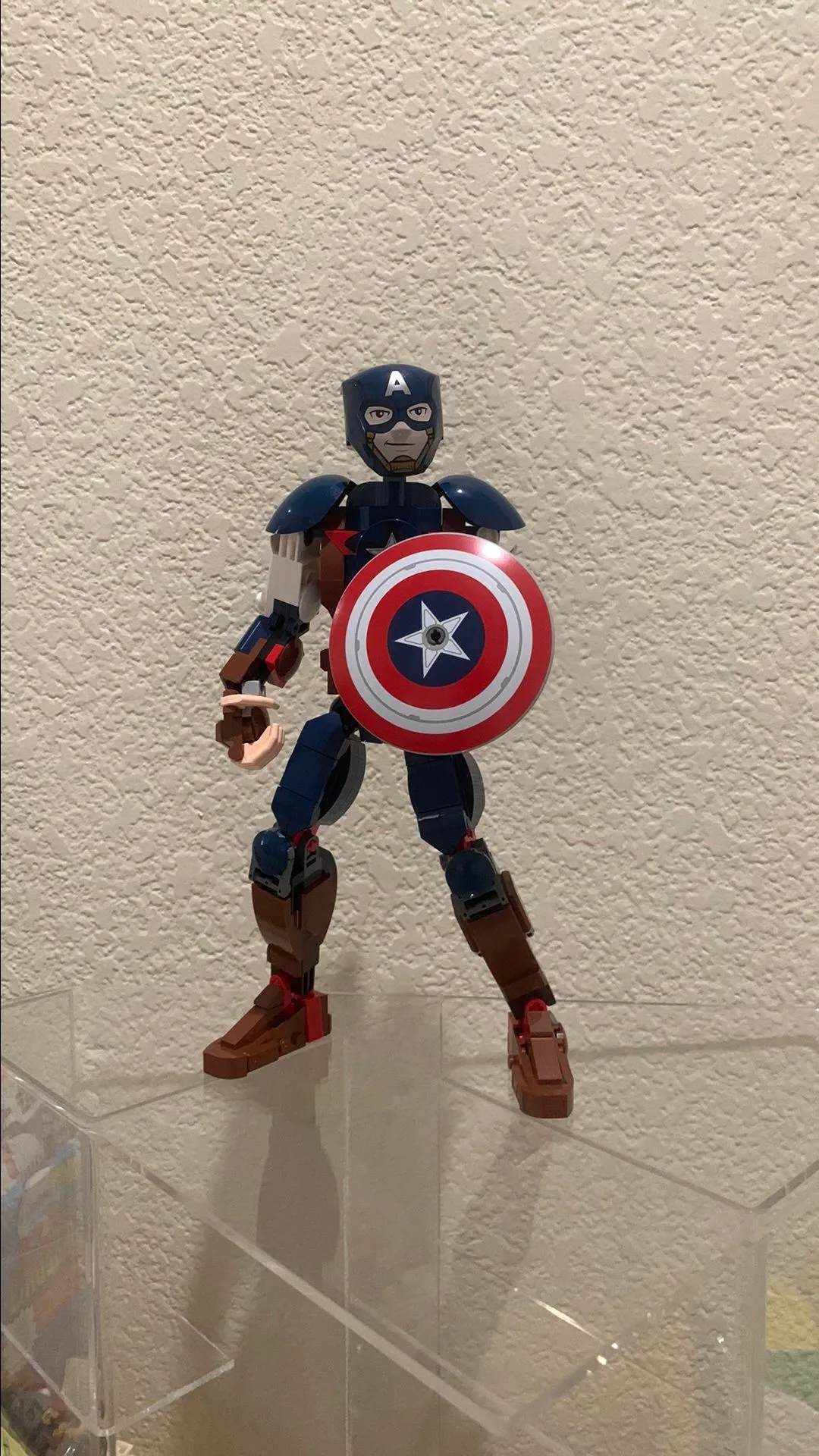 Product image for Captain America Construction Figure 76258