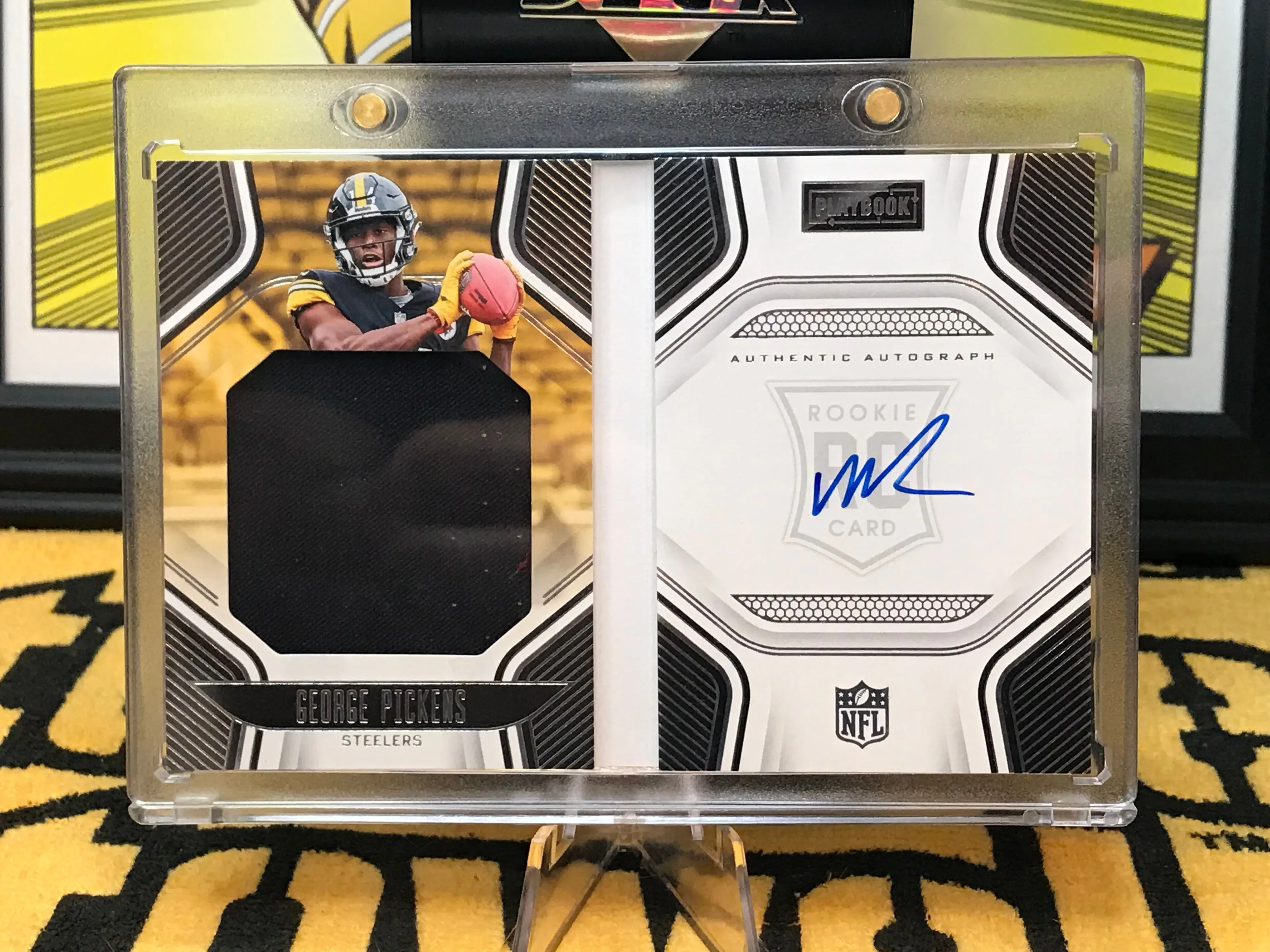 Product image for 2022 George Pickens Panini Rookies Playbook Rookie Patch Auto 14/299 Jersey # Match