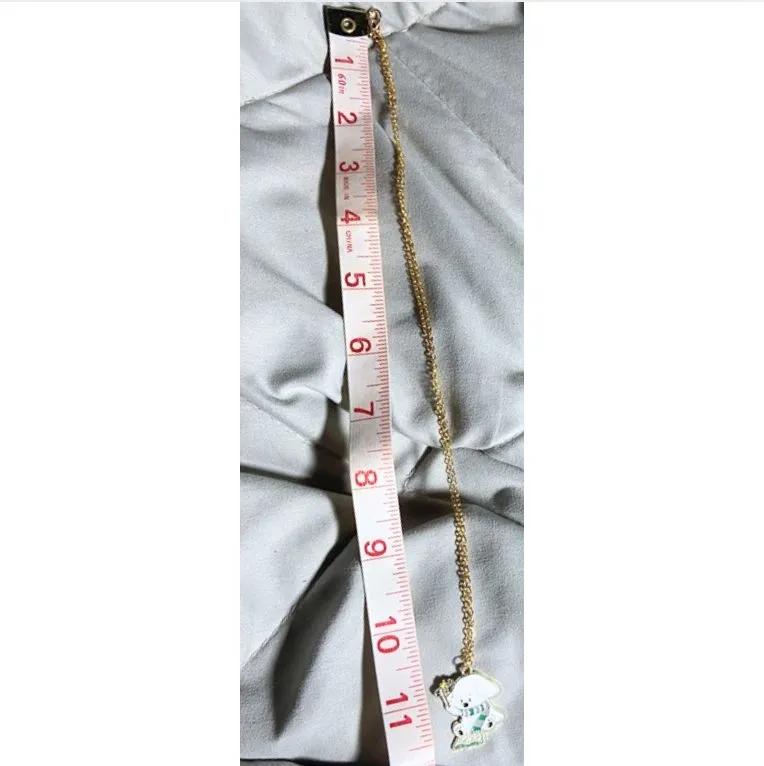Listing Image Blurred Background