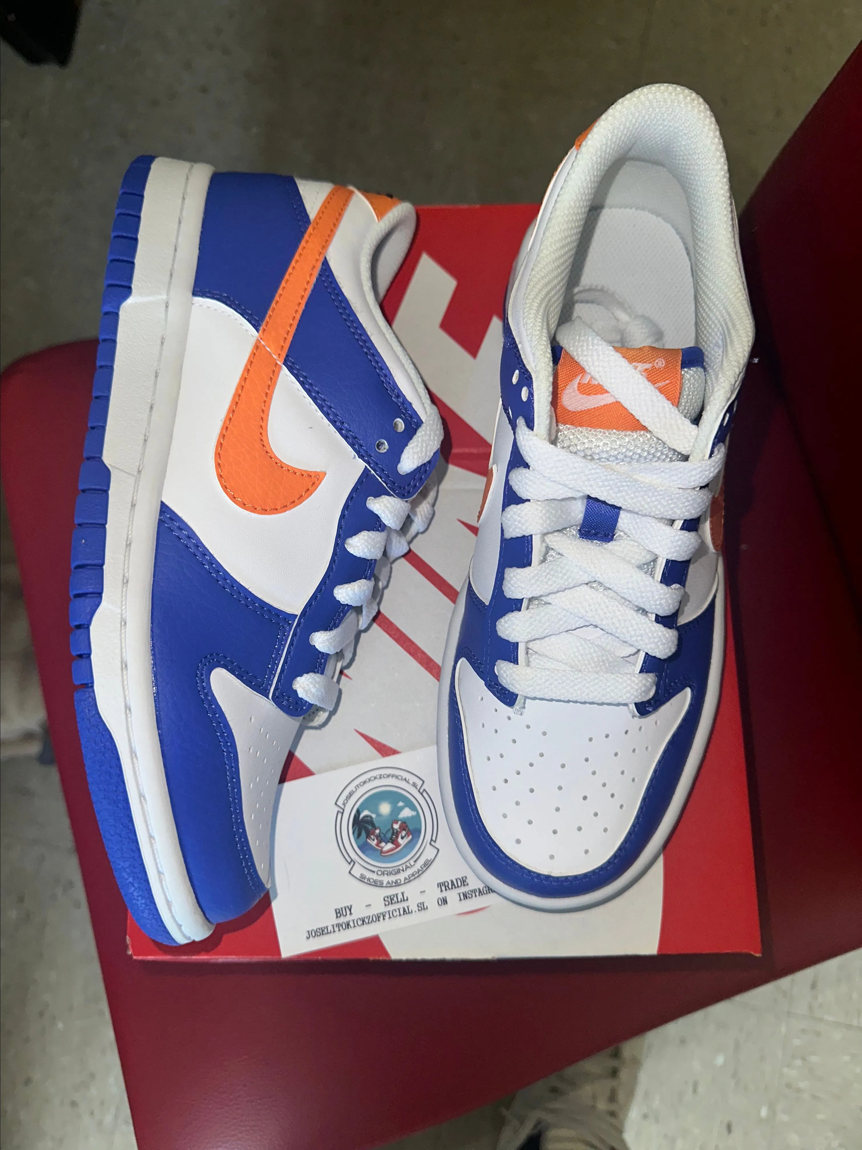 Product image for Nike Dunk Low Knicks Size 4.5Y - 6W