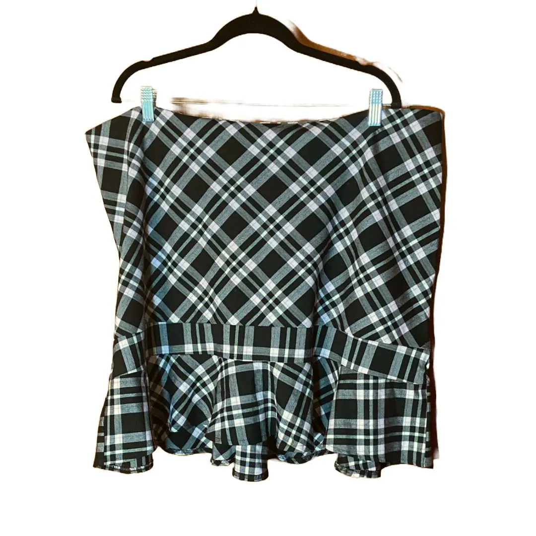 Product image for Torrid Skirt Kilt Plaid Vintage Y2K Pink White Black Plus Size 3X School Brittany Spears Academia