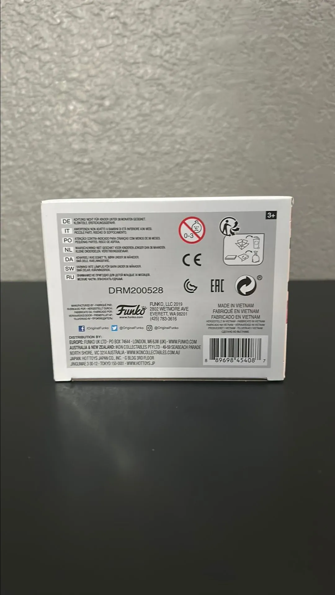 Listing Image Blurred Background