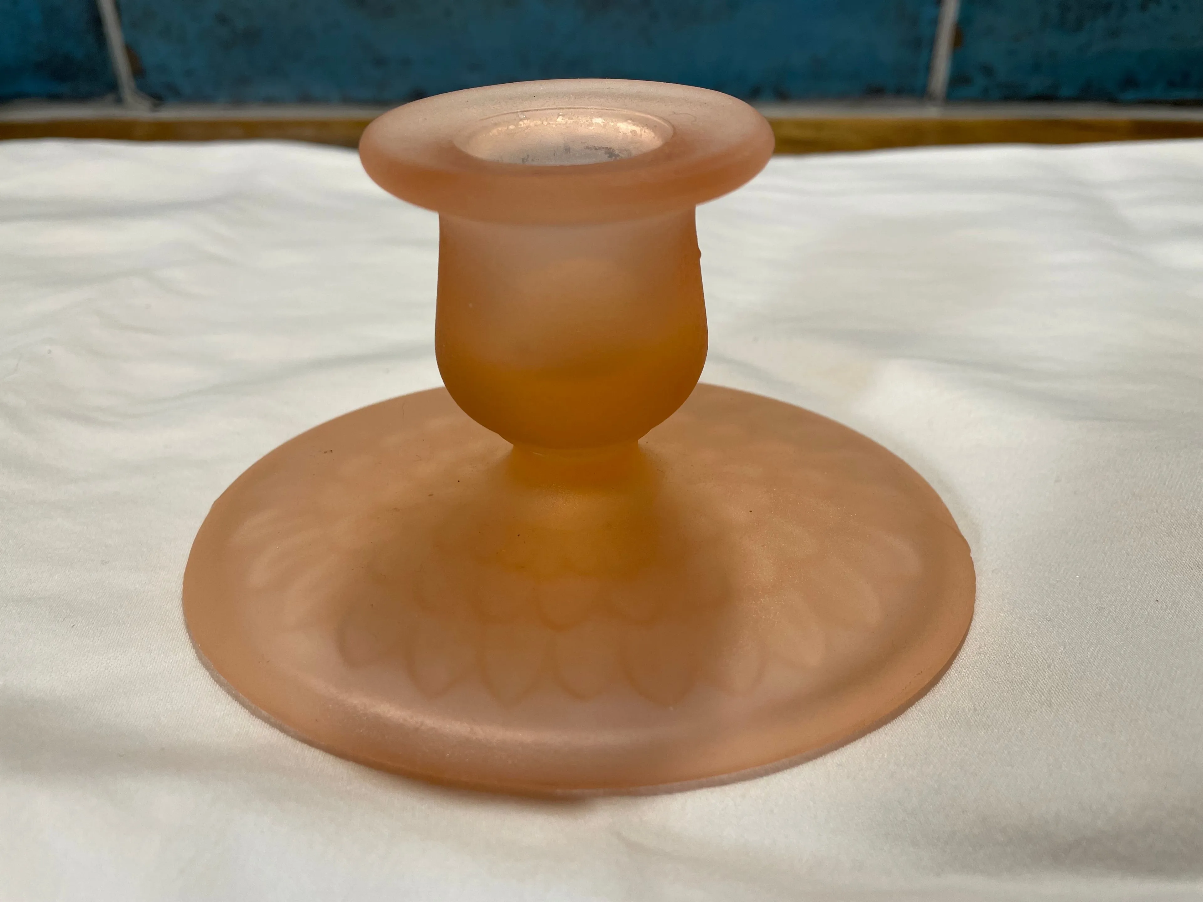 Product image for 212) L. E. Smith Pink Frosted Candle Holder