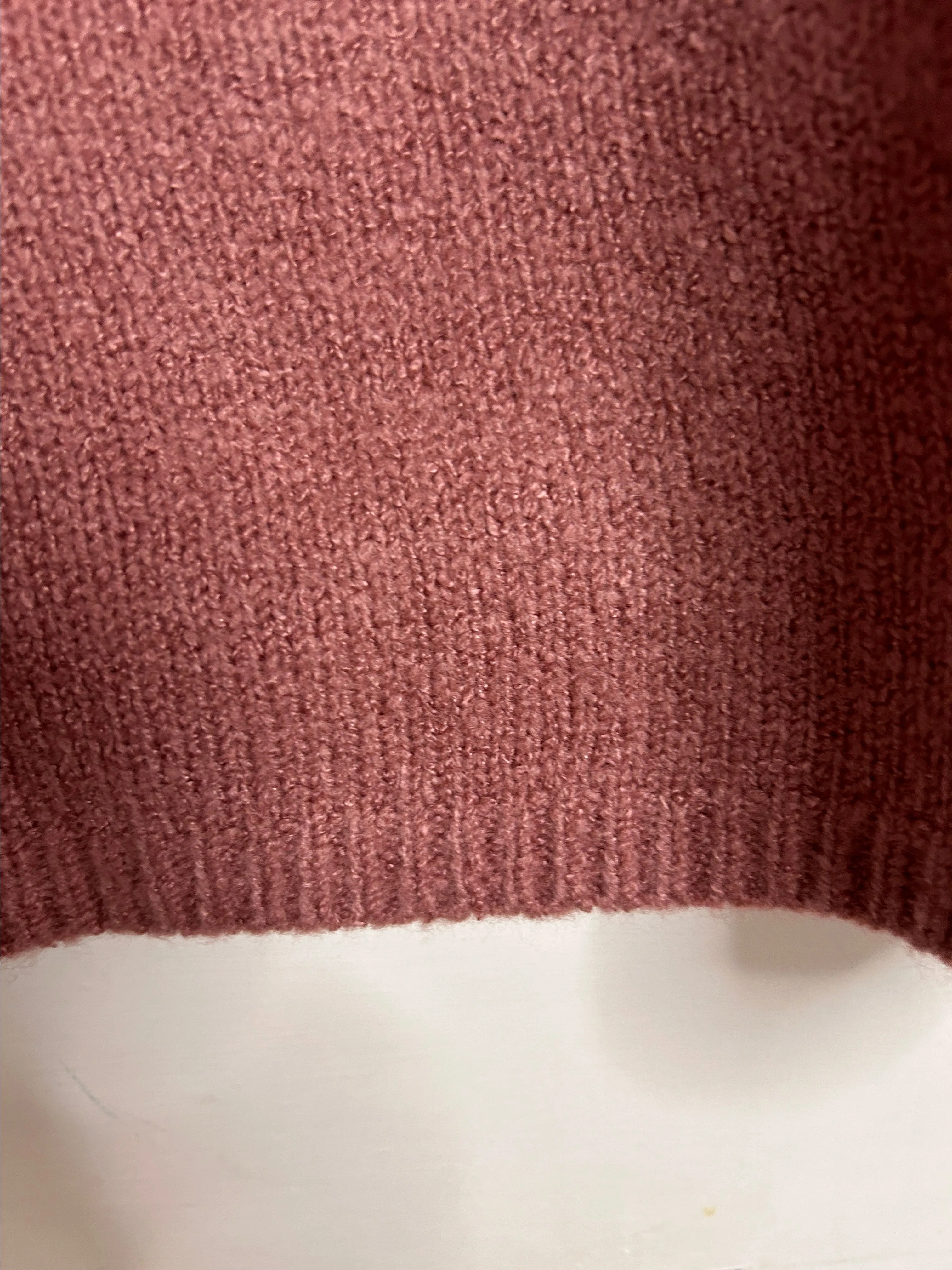 Listing Image Blurred Background
