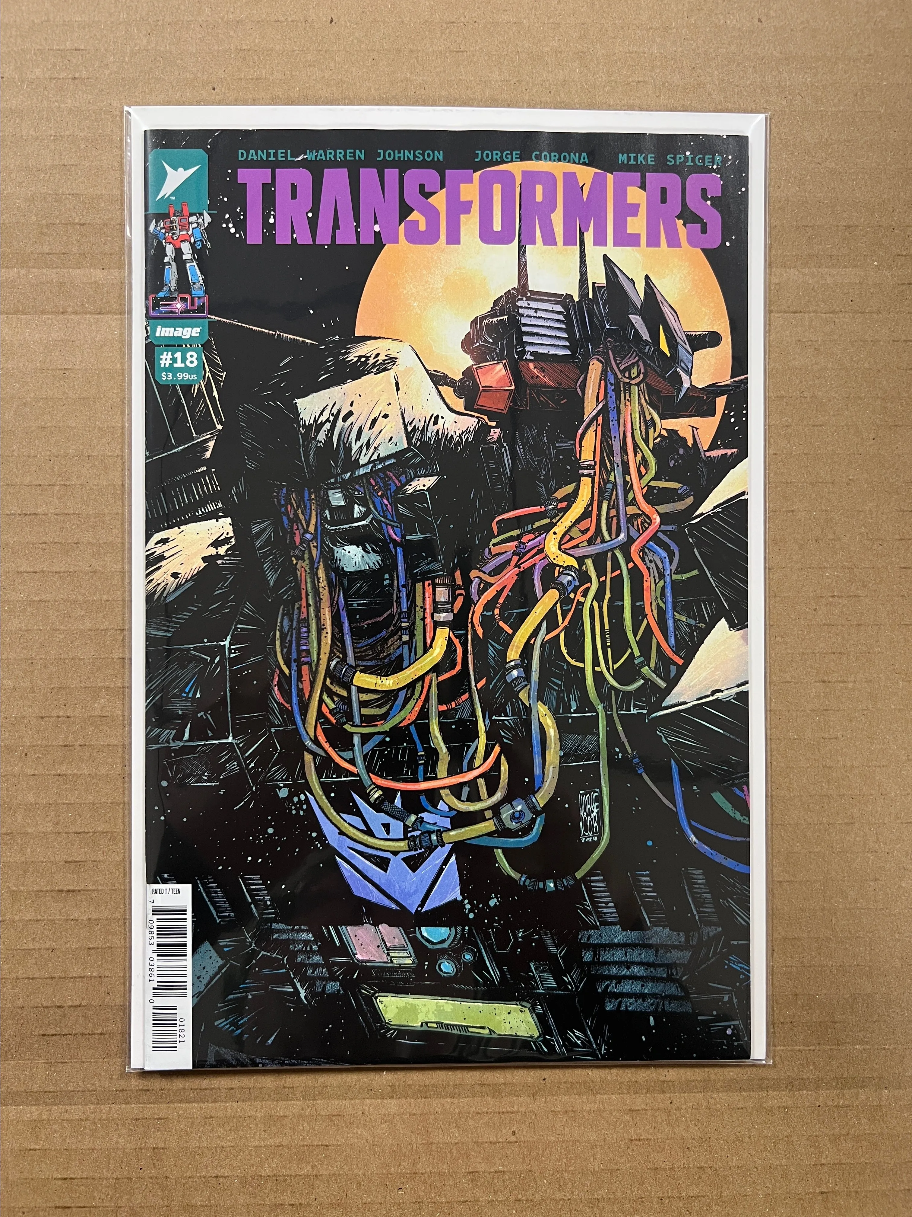 Product image for TRANSFORMERS #18 CVR B JORGE CORONA