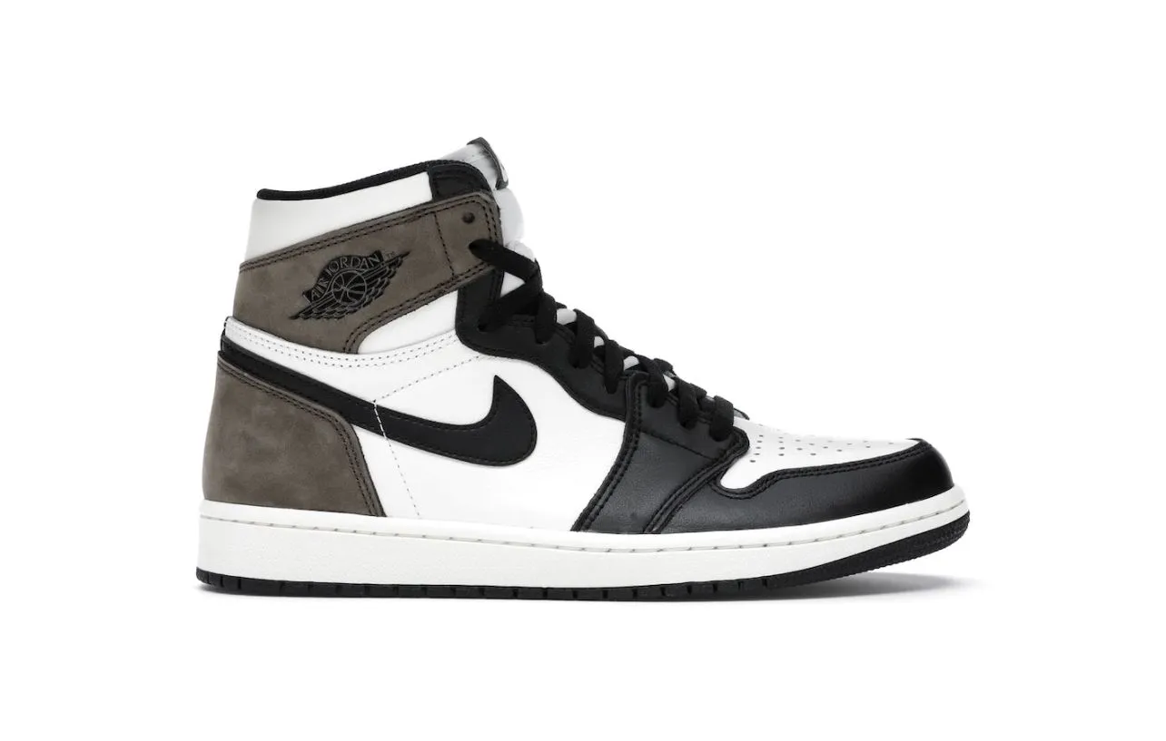 Product image for Jordan 1 High Dark Mocha sz 7.5M Pre-loved