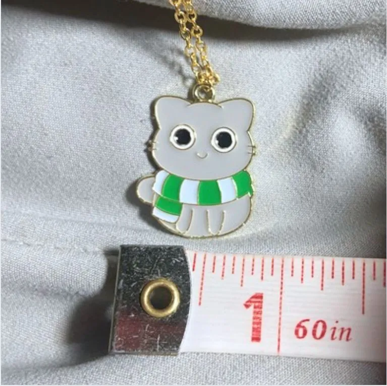 Listing Image Blurred Background