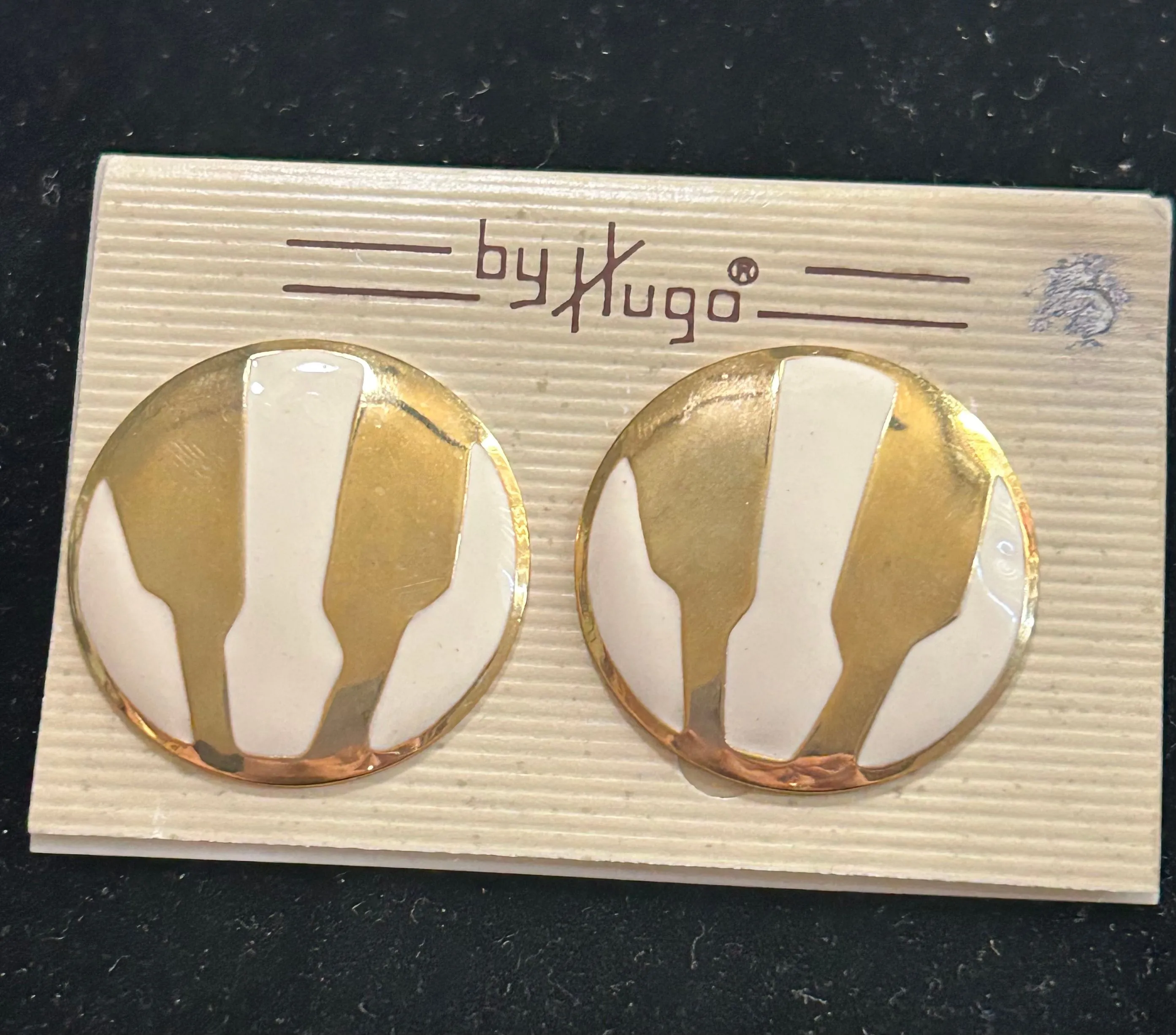 Product image for #24 Vtg Gold & White pierced post earrings by Hugo