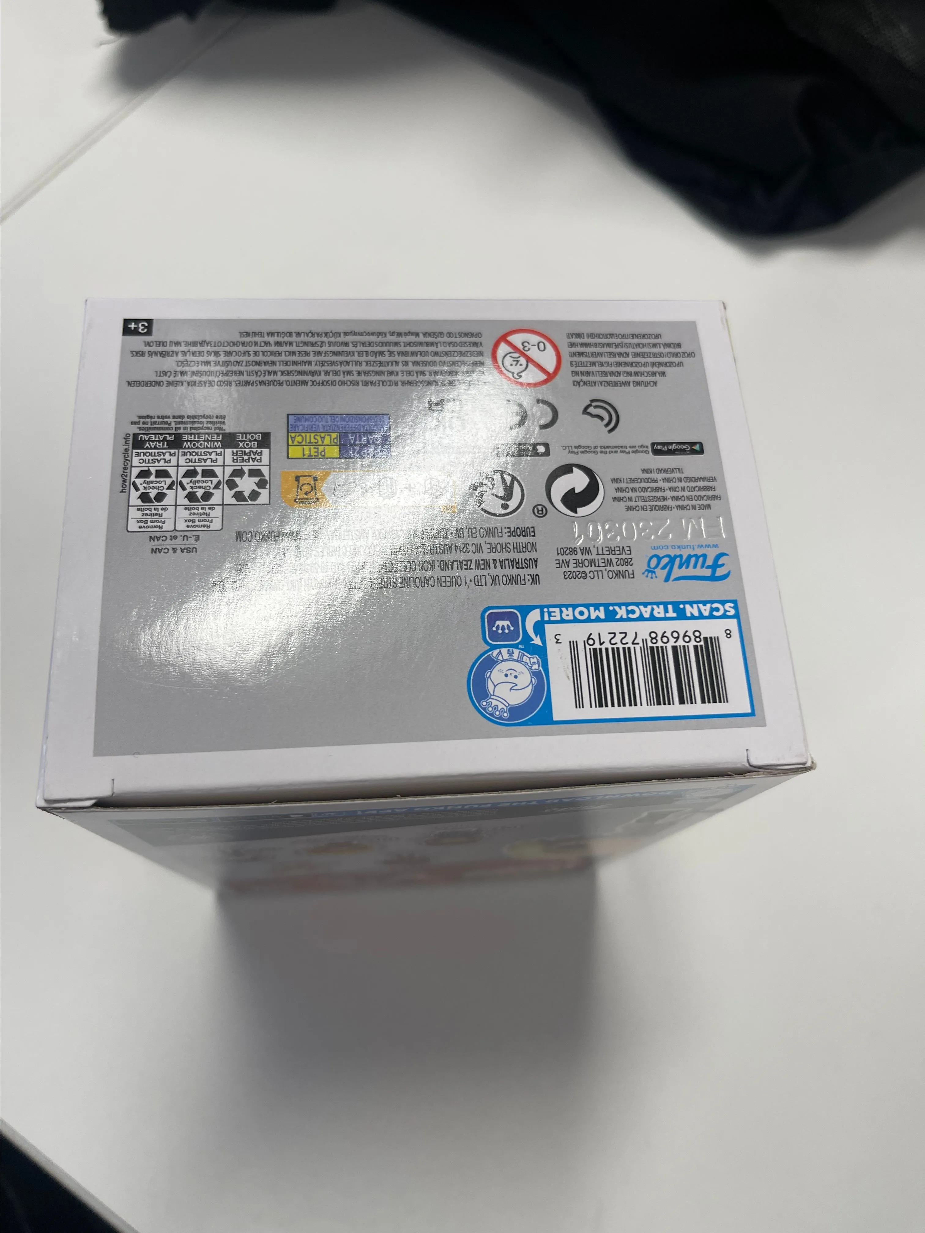 Listing Image Blurred Background