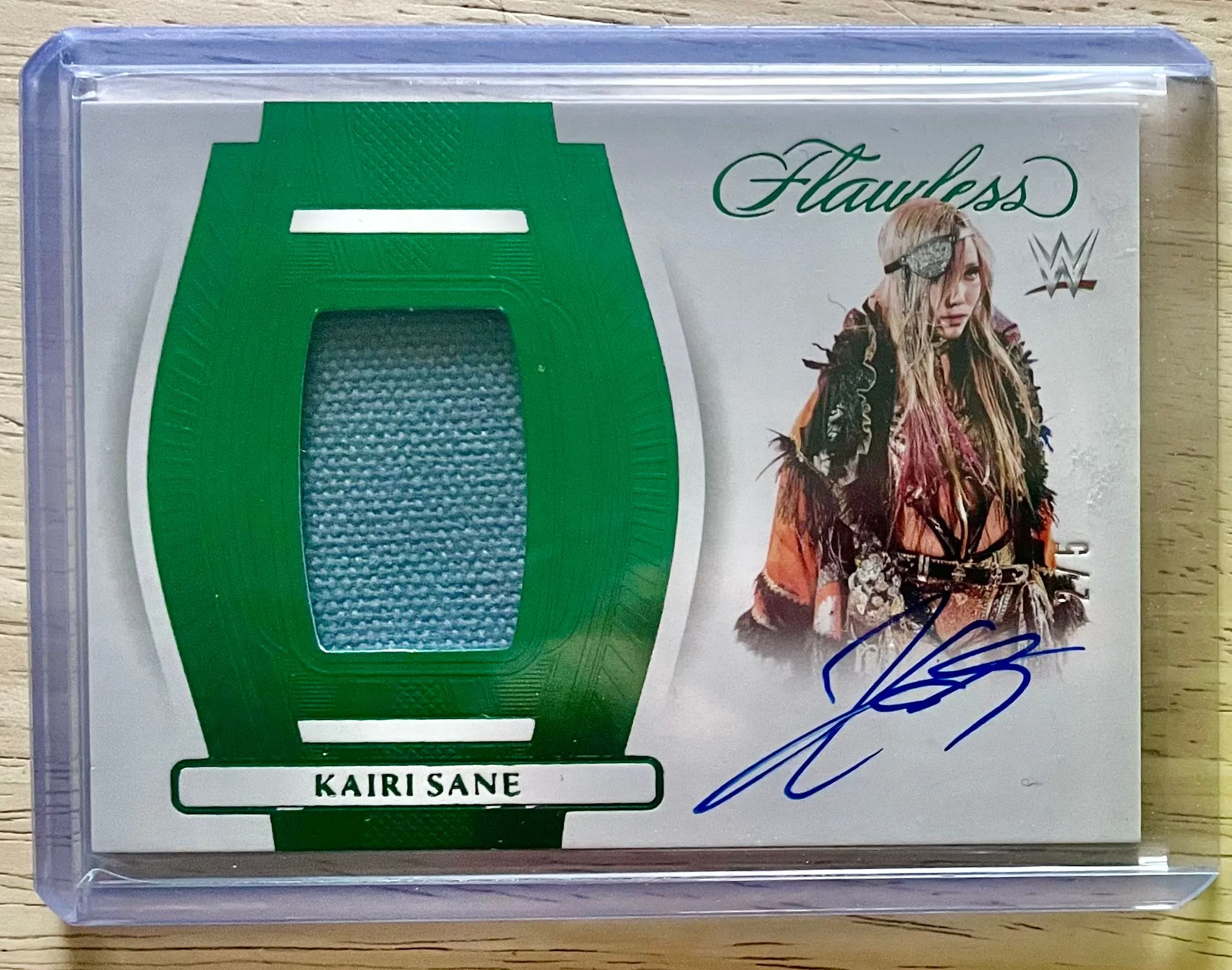 Product image for WWE Flawless Kairi Sane Mat Relic Auto /5